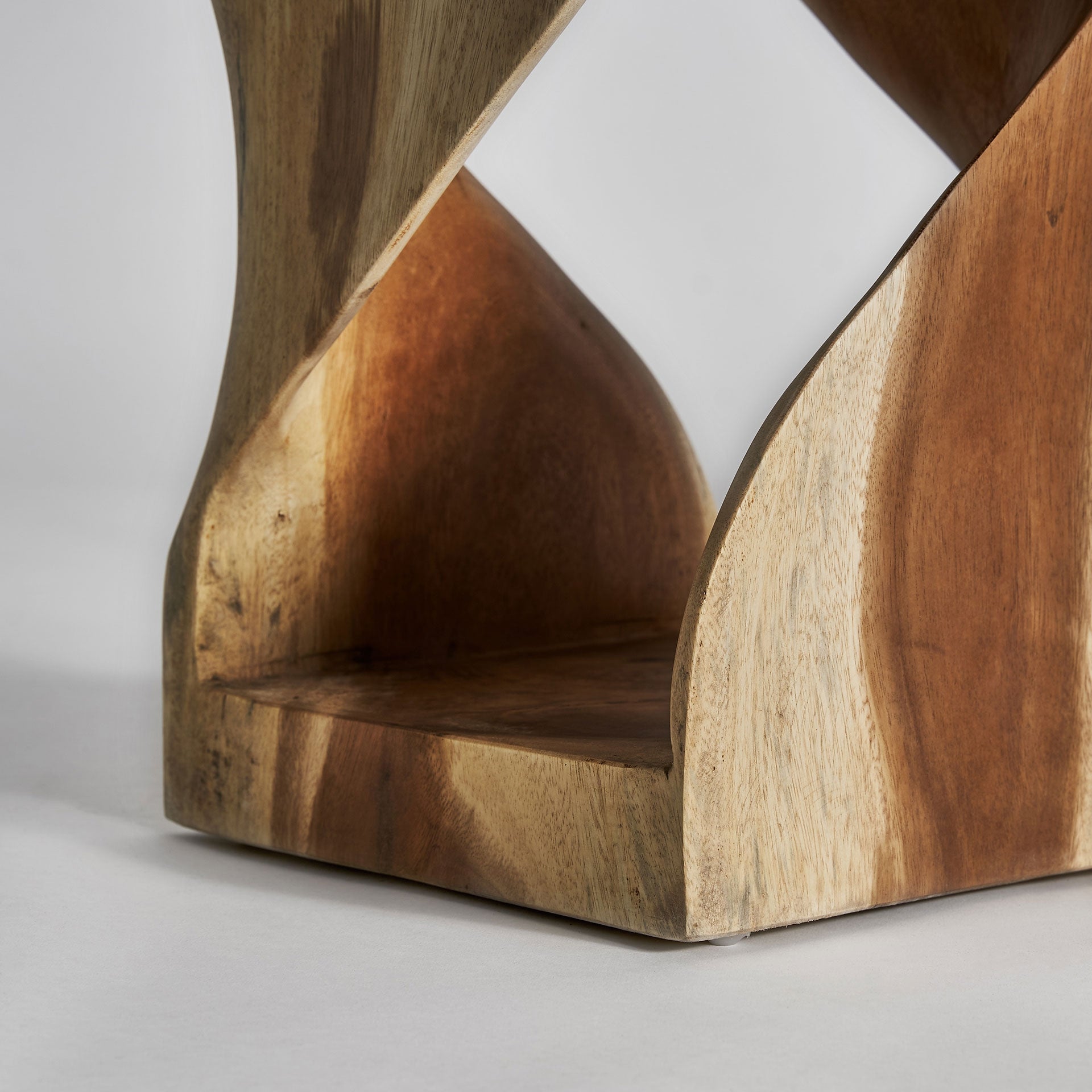 Bočný stolík MAUN z akáciového dreva