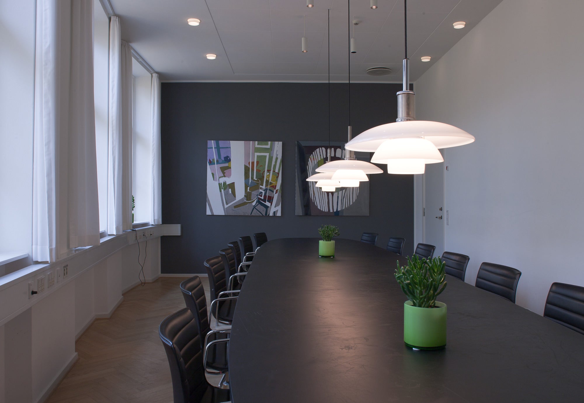 Závesná lampa PH 4½-4 biela s chrómovým povrchom