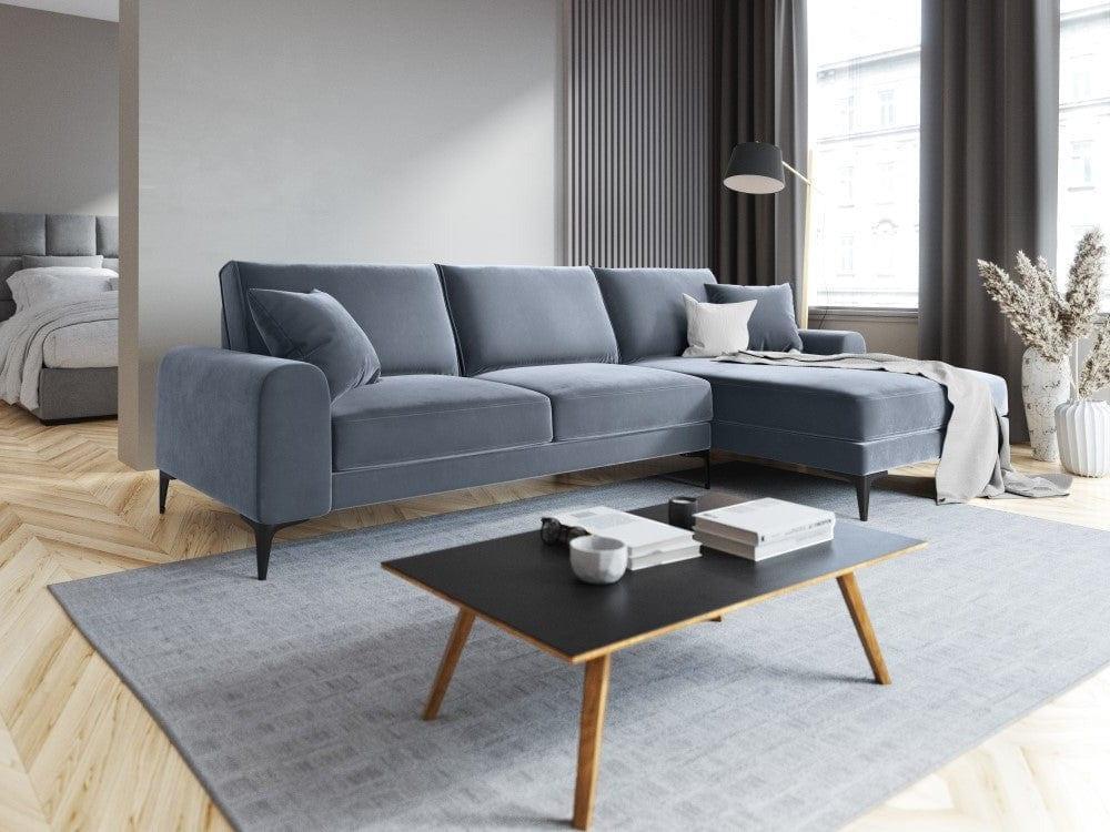 Narożnik aksamitny prawostronny MADARA jasnoniebieski z czarną podstawą Mazzini Sofas Eye on Design
