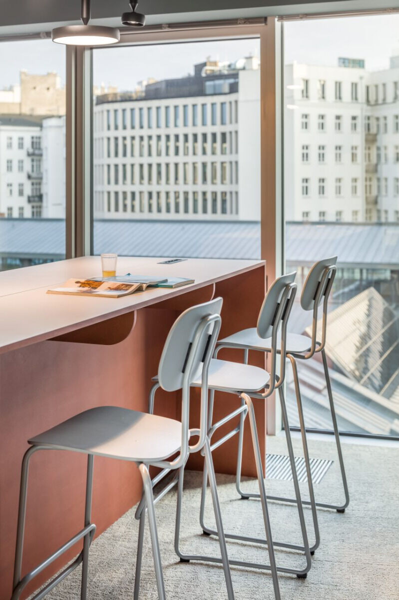 Hoker NEW SCHOOL ceglasta podstawa – .mdd
