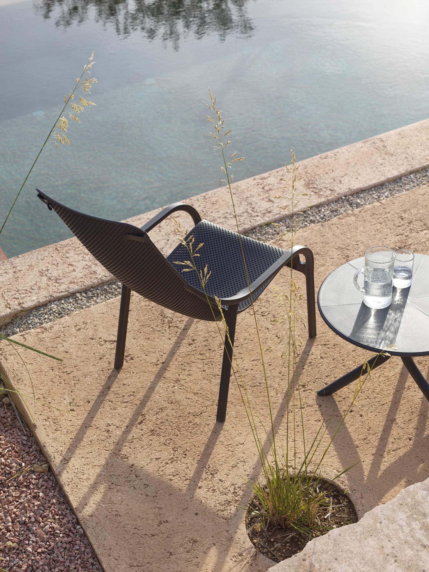 Outdoor Armchair NET in Anthracite