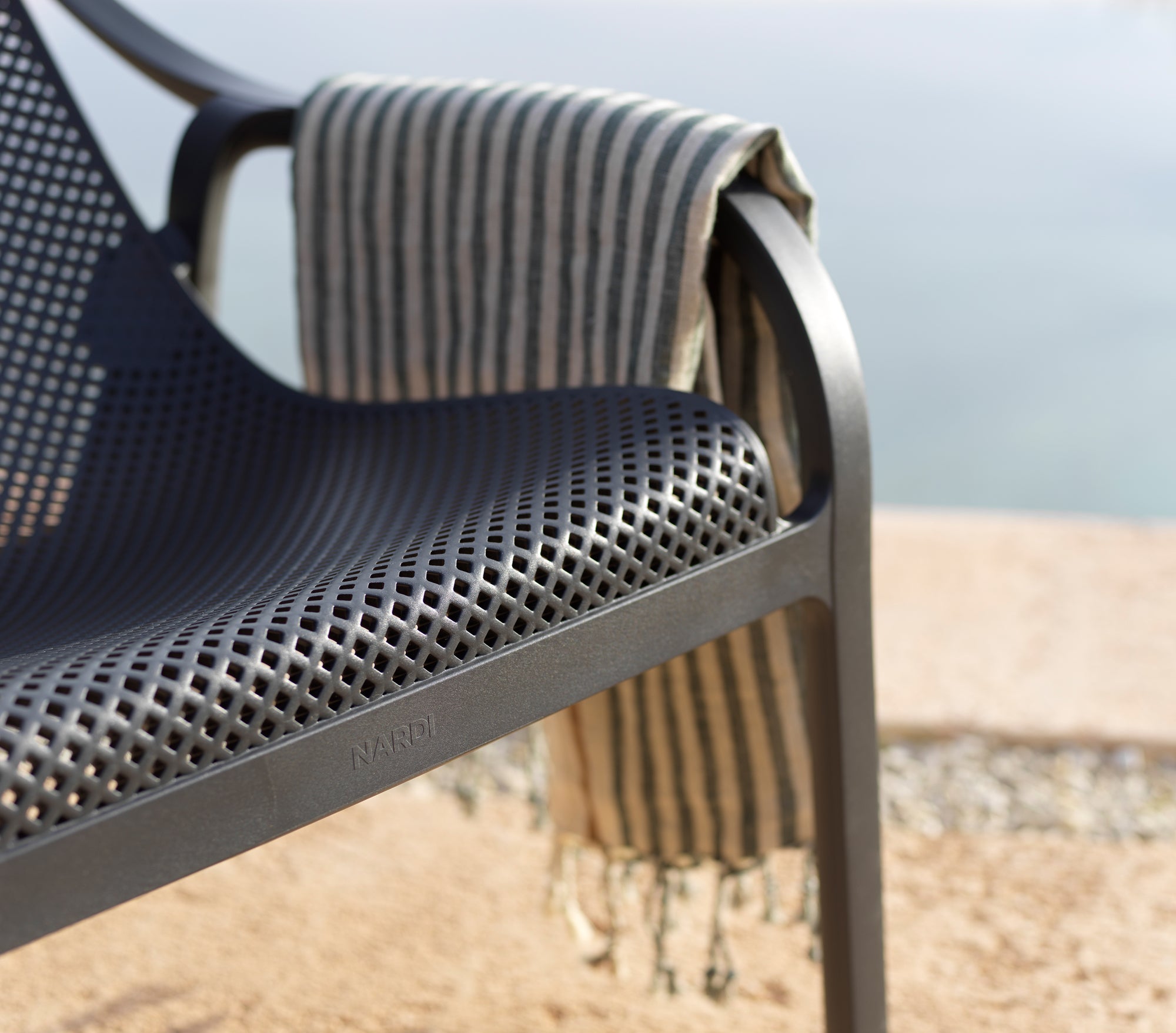 Outdoor Armchair NET in Anthracite