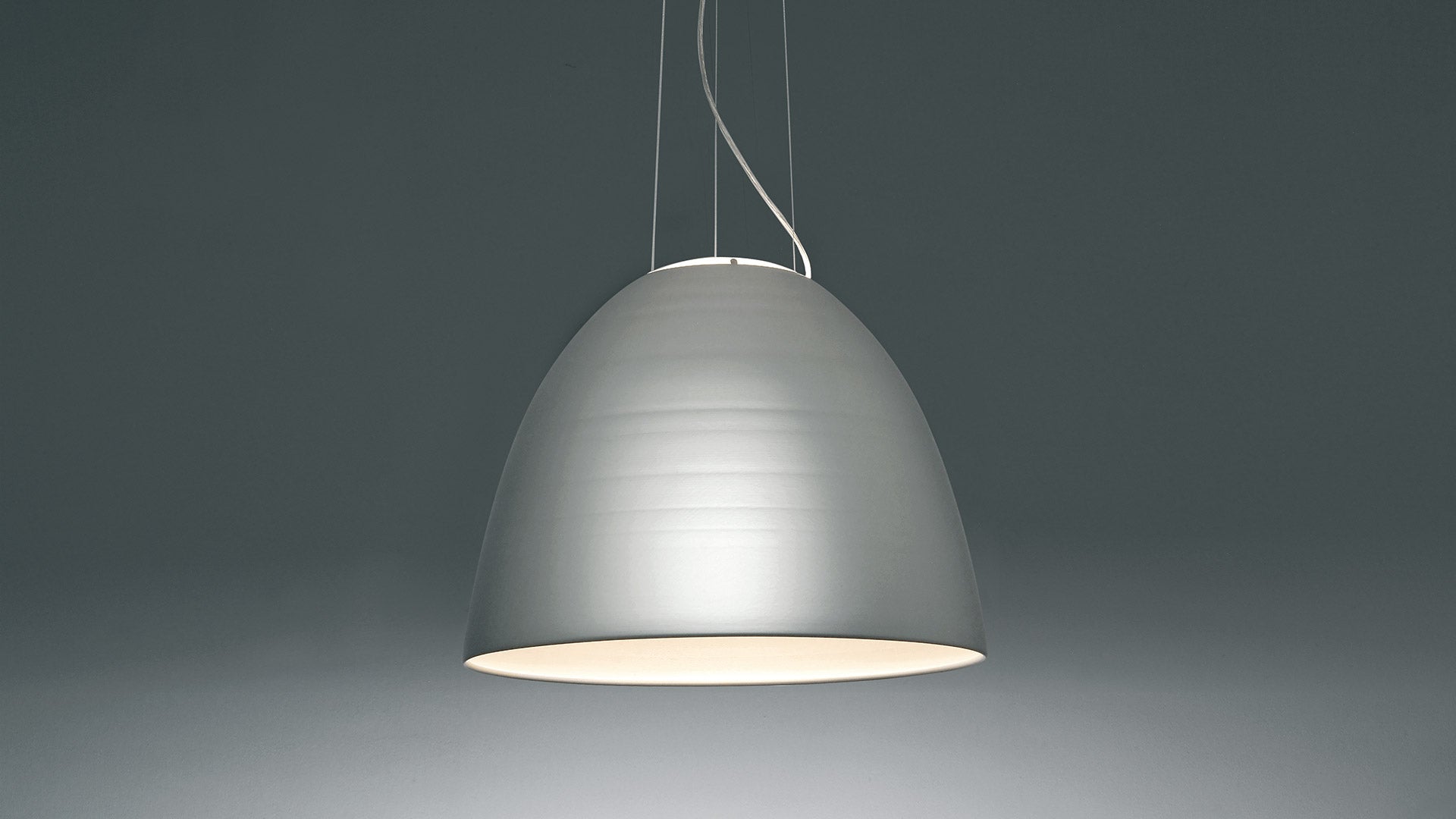 Závesná lampa NUR anodizovaný hliník