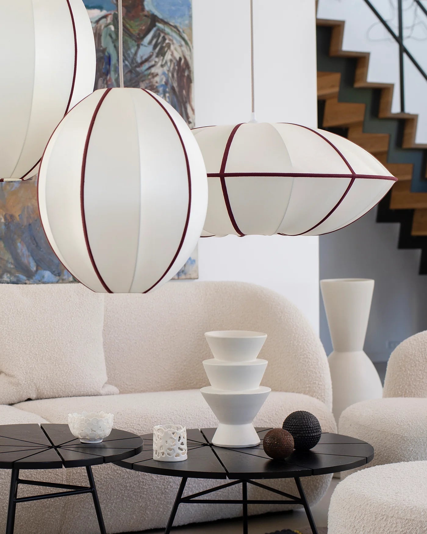 UFO lampshade broken white with burgundy