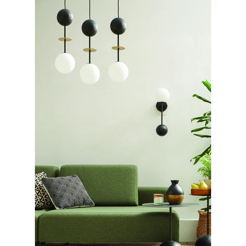OIO white ceiling lamp