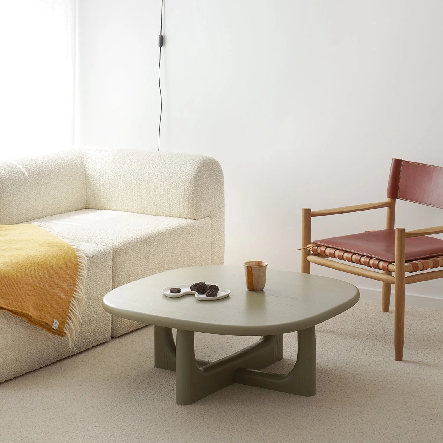 Kávový stolík OLFO z dubového dreva