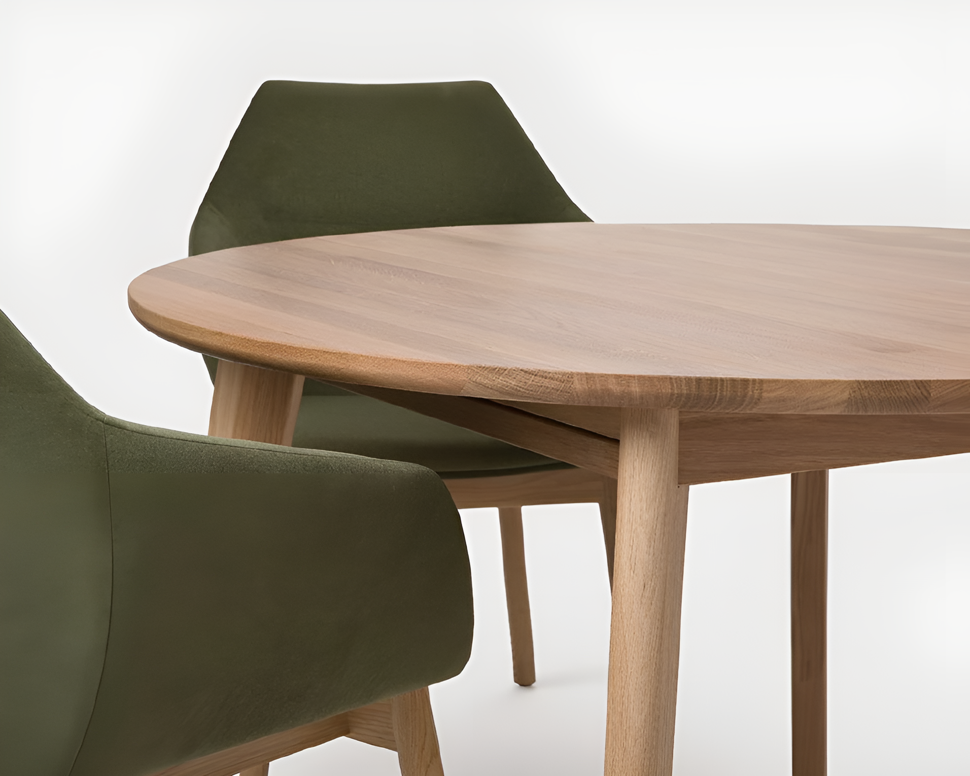 Round extendable table MURO made of solid oak wood