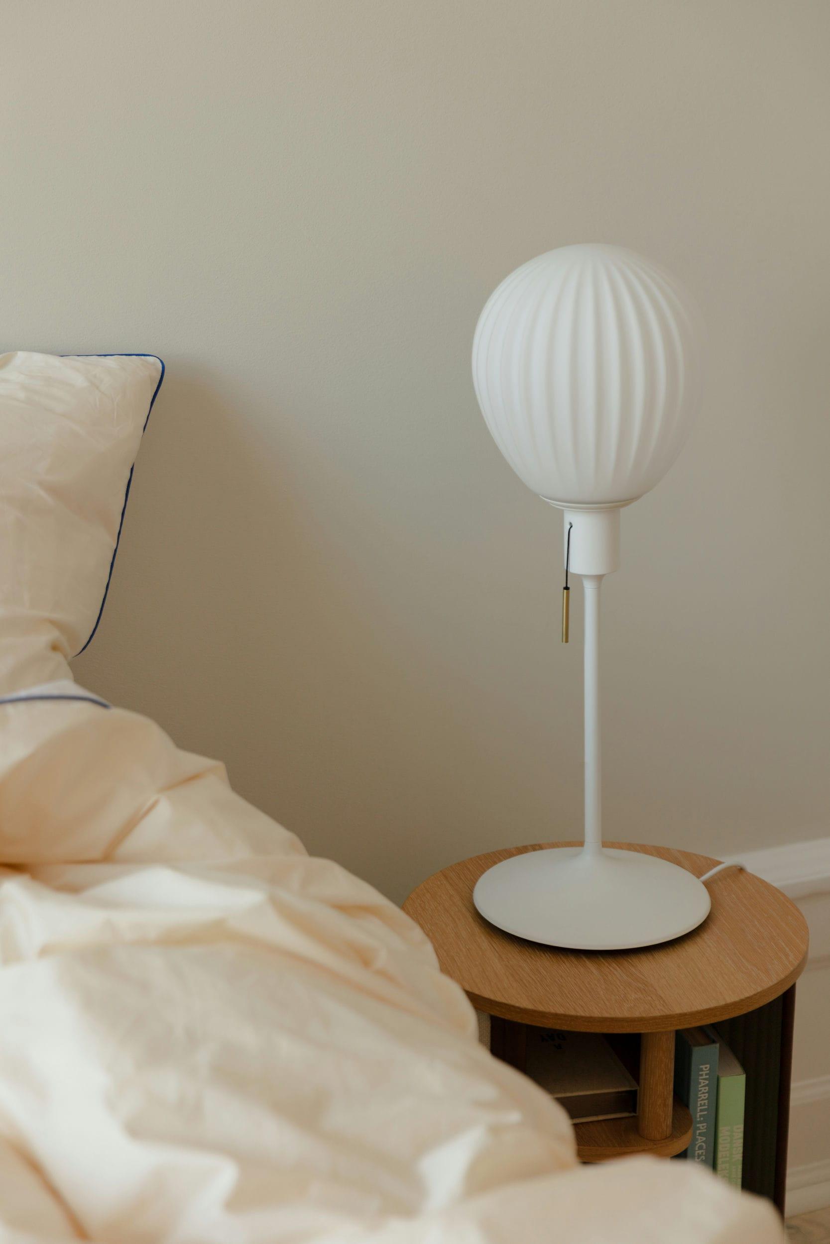 Podstawa lampy stołowej SANTE TABLE biały UMAGE Eye on Design