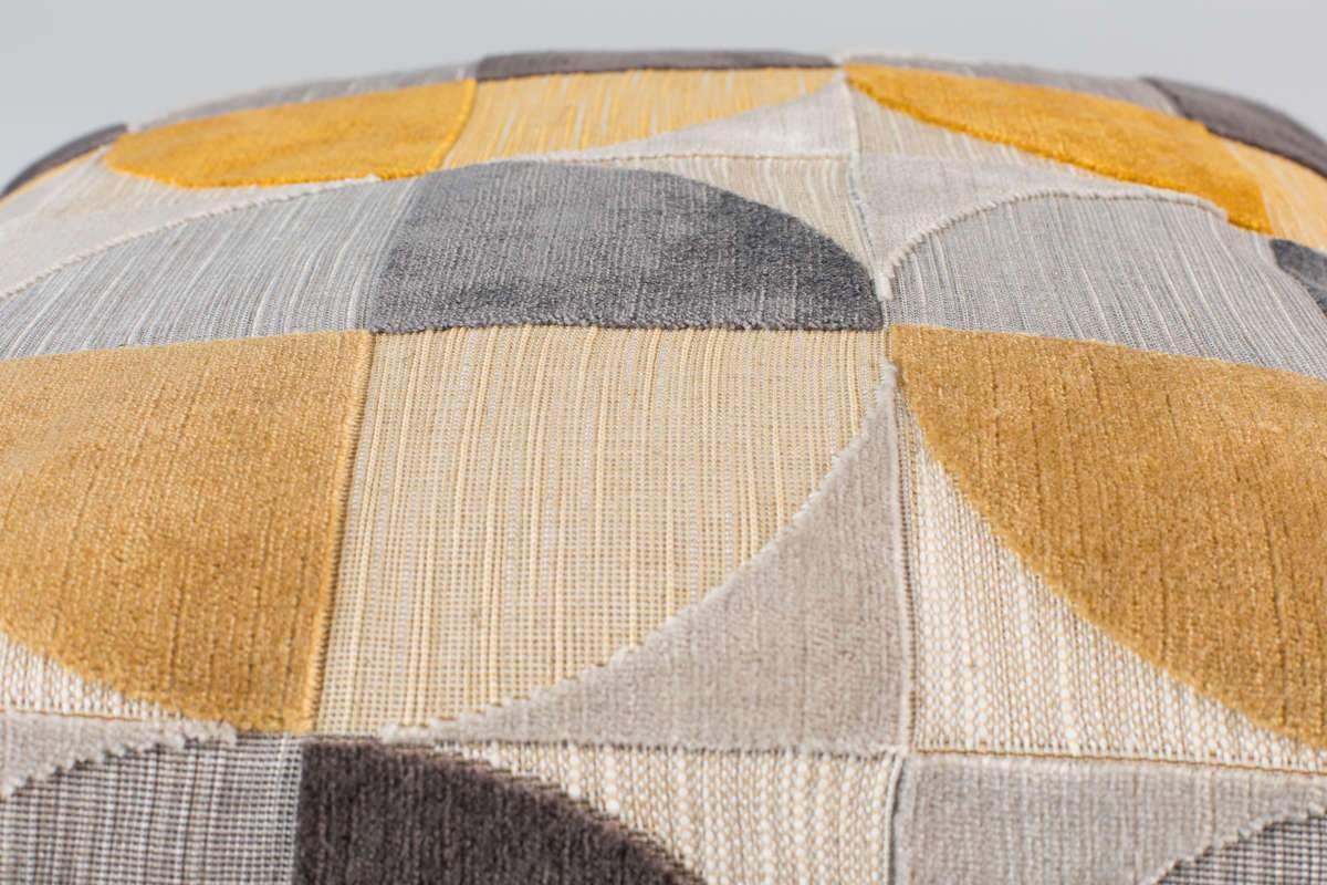 (6 sztuk min logistyczne) Poduszka CLUB ochre Zuiver Eye on Design