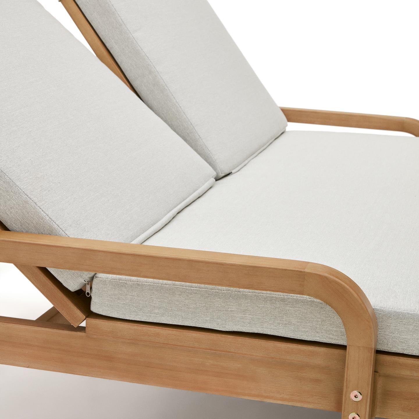 Podwójny leżak ogrodowy SONSAURA lite drewno eukaliptusowe La Forma Eye on Design