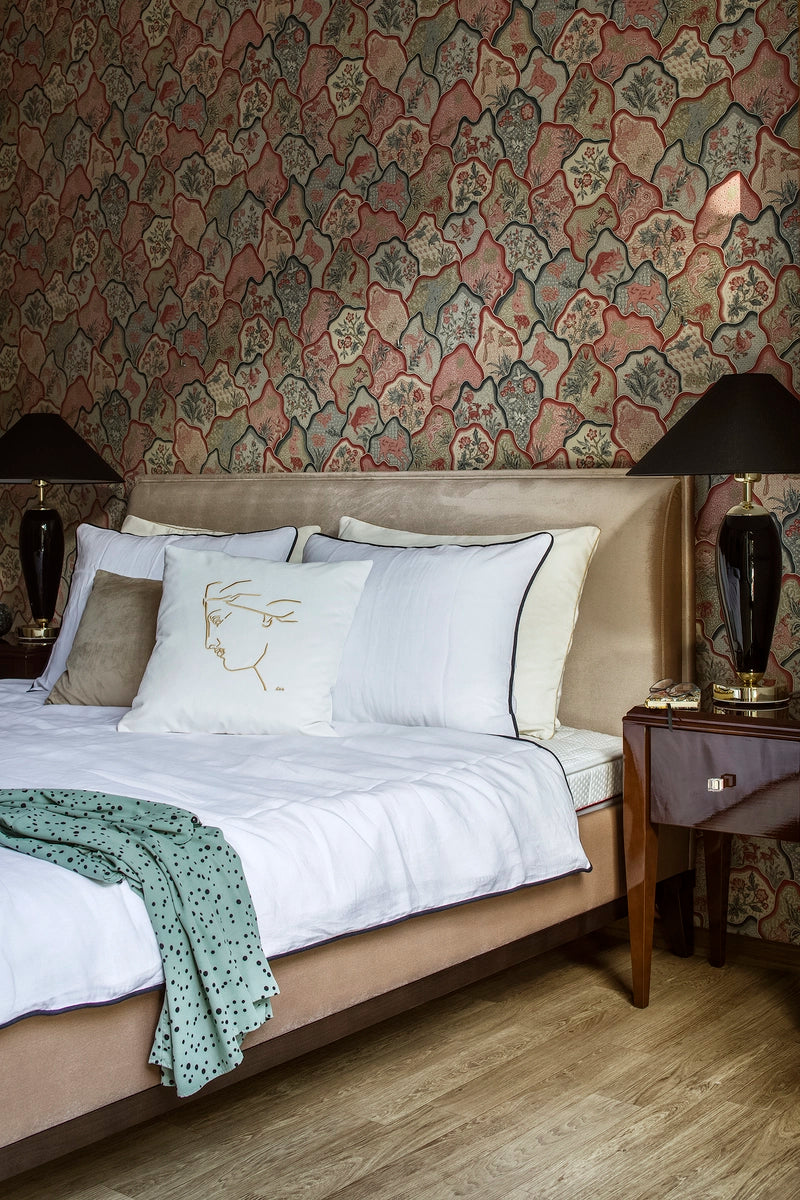 Stolná lampa REA čierna s čiernym podstavcom a zlatým povrchom