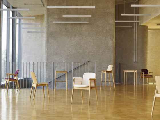 Fotel PROP B-4390 drevený