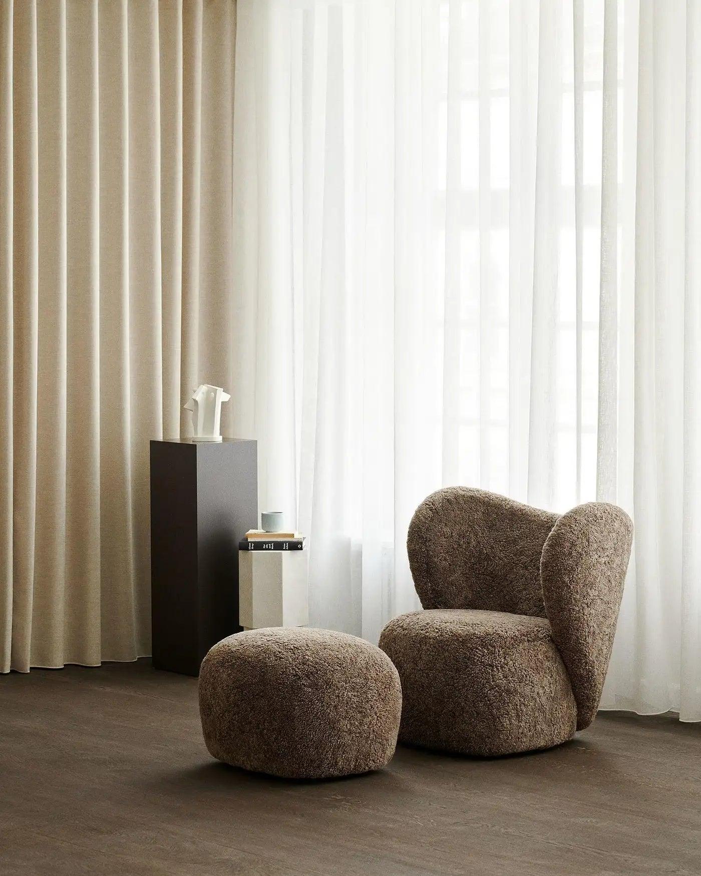 Puf futrzany LITTLE BIG brązowy NORR11 Eye on Design