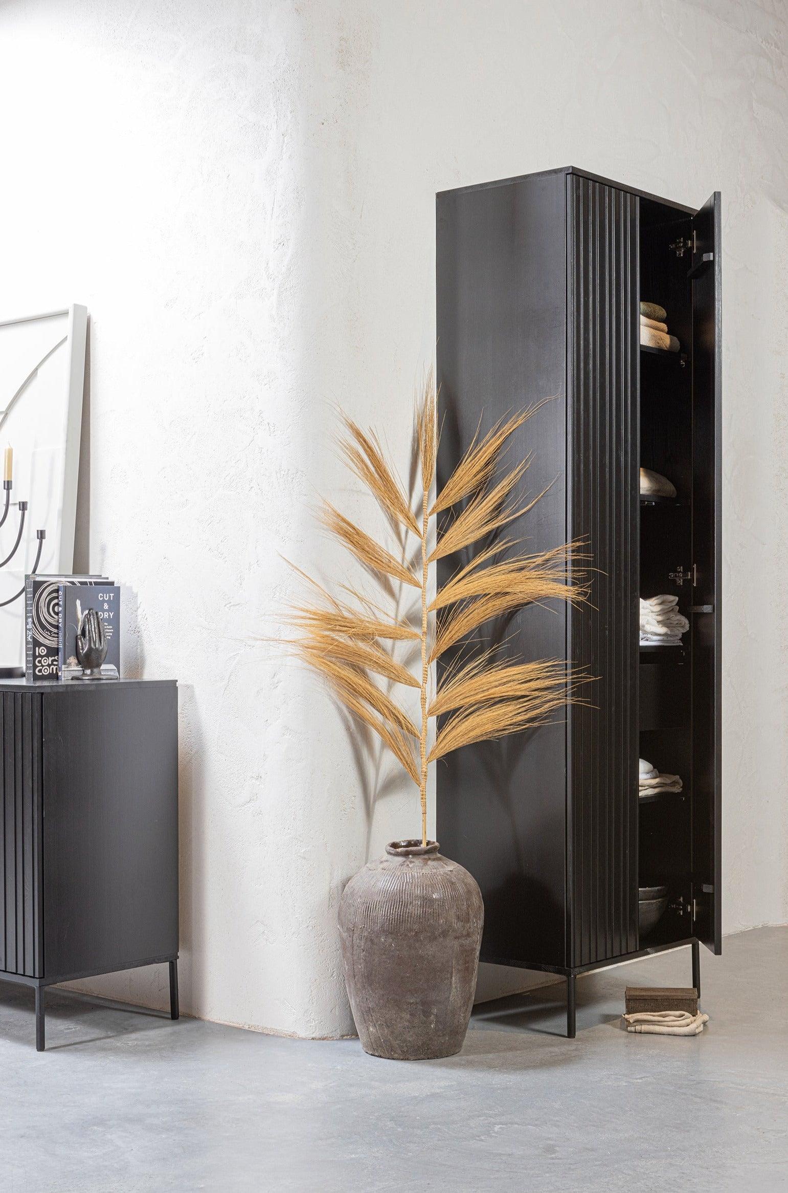 Regał GRAVURE czarne drewno sosnowe Woood Exclusive Eye on Design