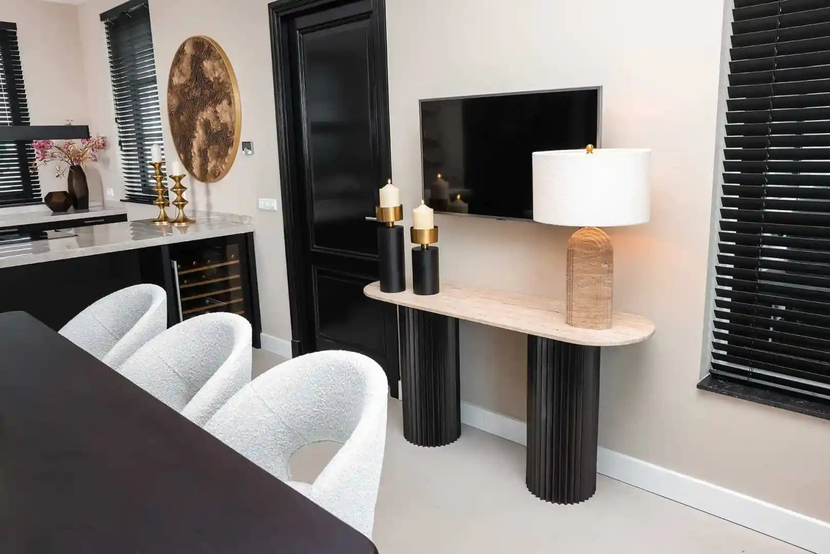 Konsola HAMPTON čierna s doskou z travertínu