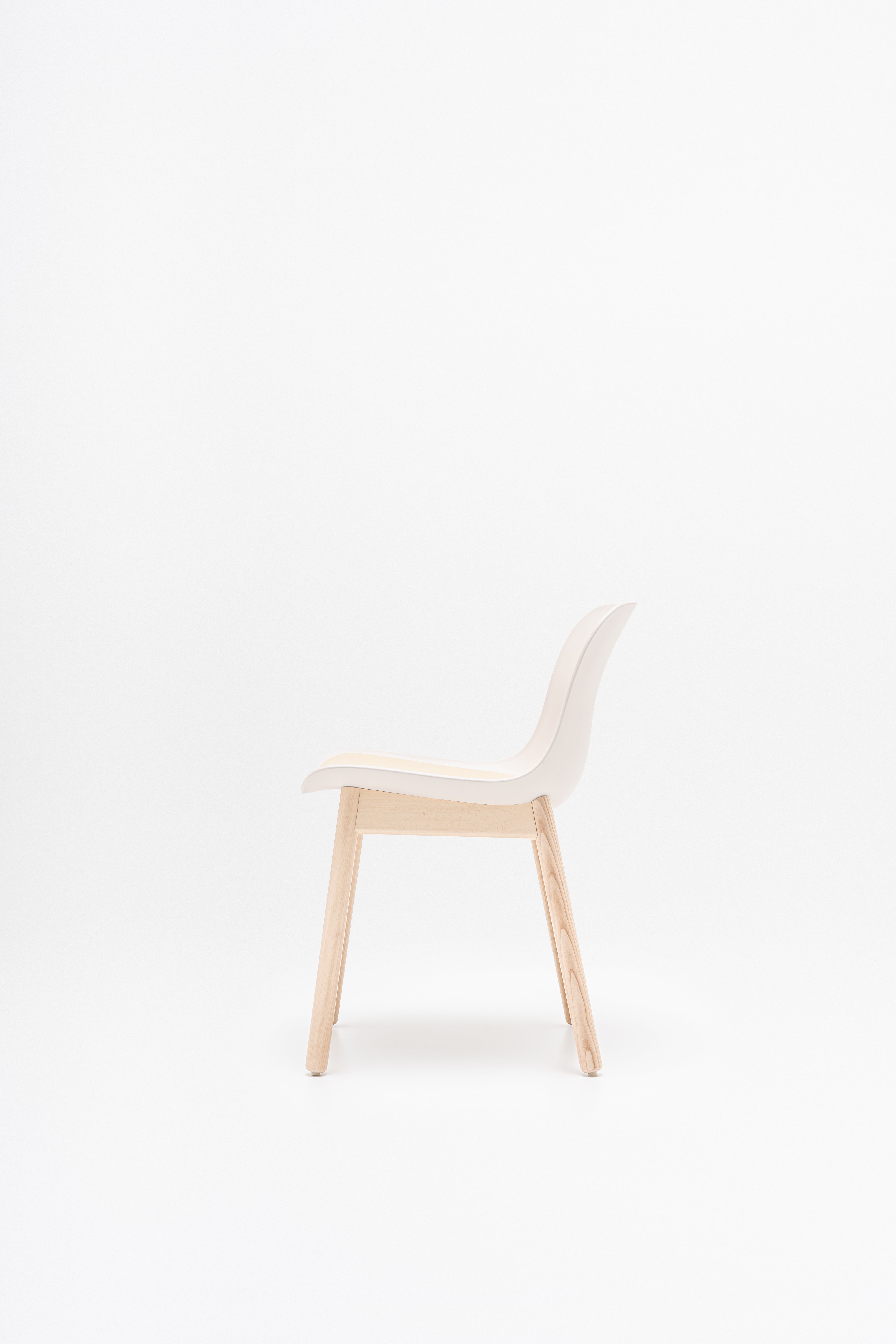 Chair Baltic 2 remix wooden base