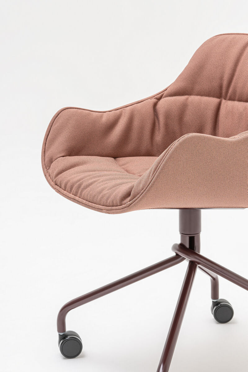 Krzesło obrotowe BALTIC SOFT DUO metalowa podstawa z kółkami do miękkiej powierzchni – .mdd