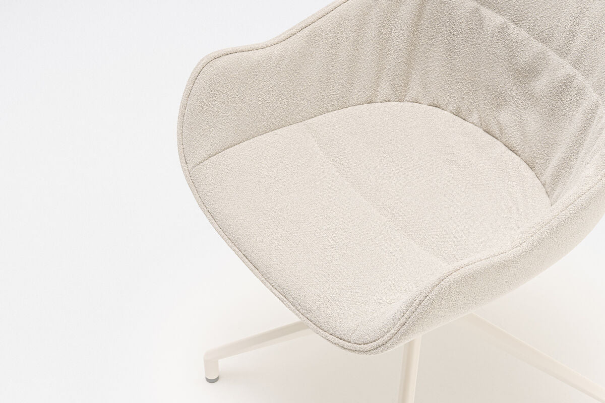 Krzesło obrotowe BALTIC SOFT DUO aluminiowa podstawa z kółkami do miękkiej powierzchni – .mdd