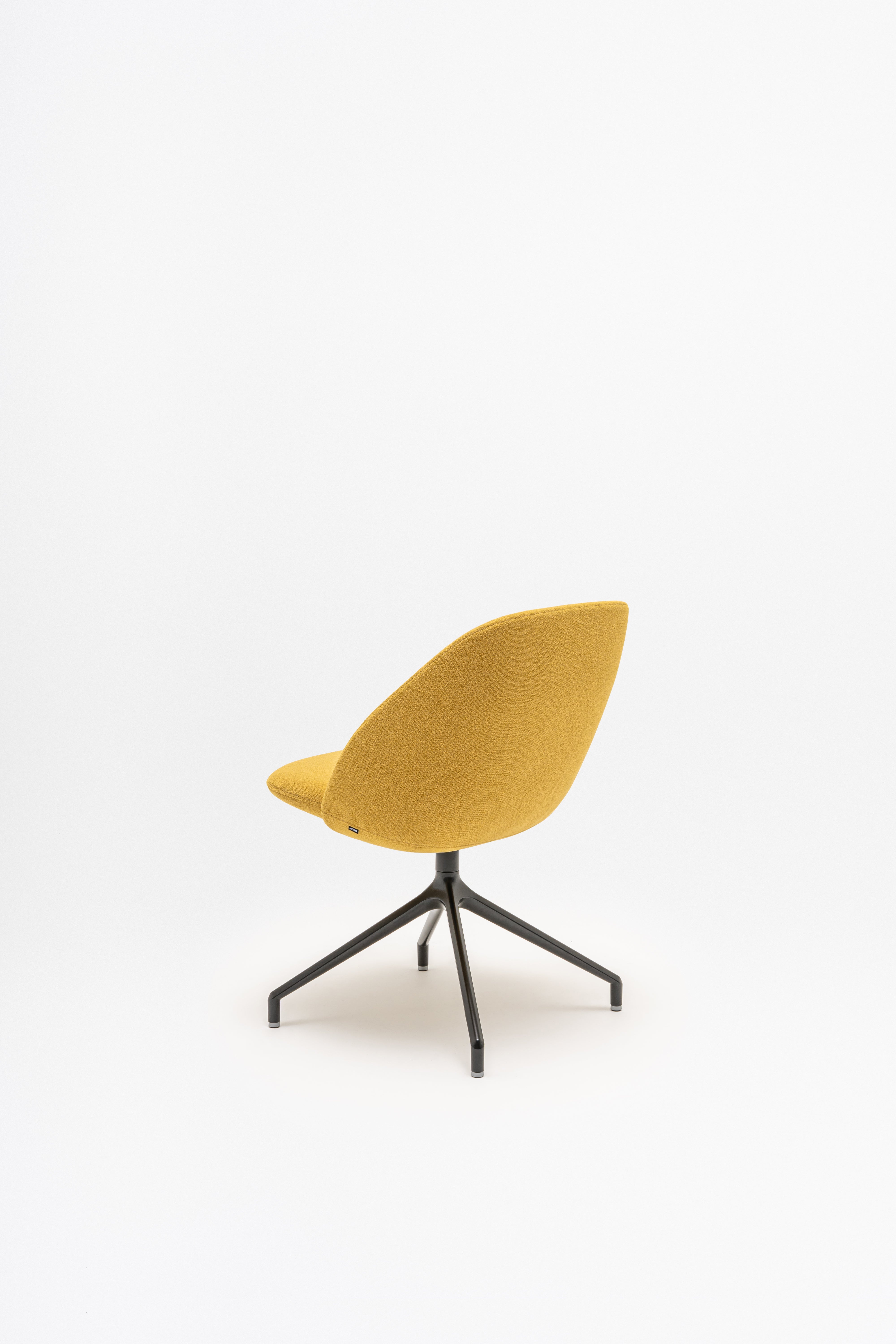 Rotable armchair with low backrest metal parallel base
