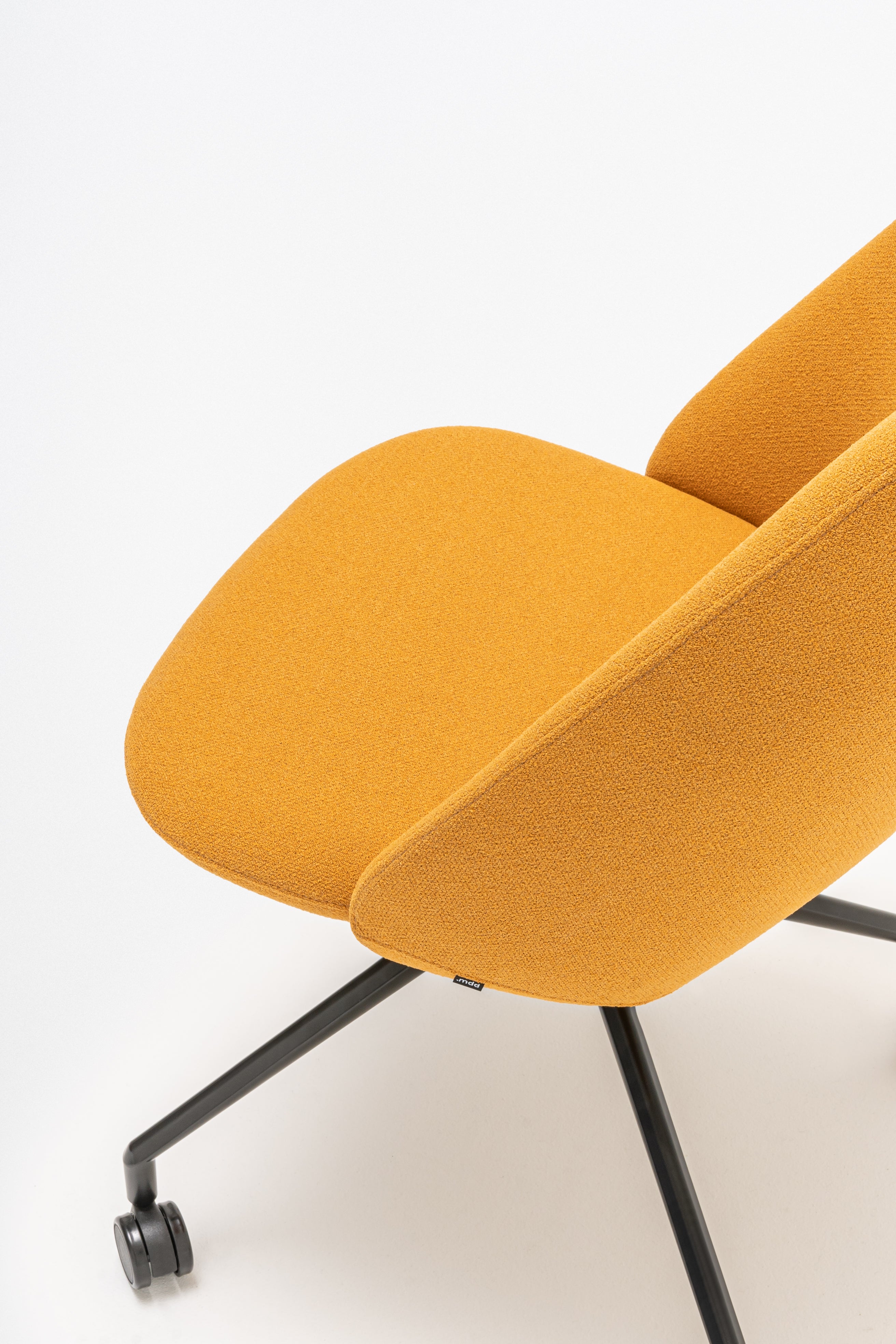 Otočný kreslo s vysokým operadlom PARALEL, kovová základňa s kolieskami na tvrdé povrchy