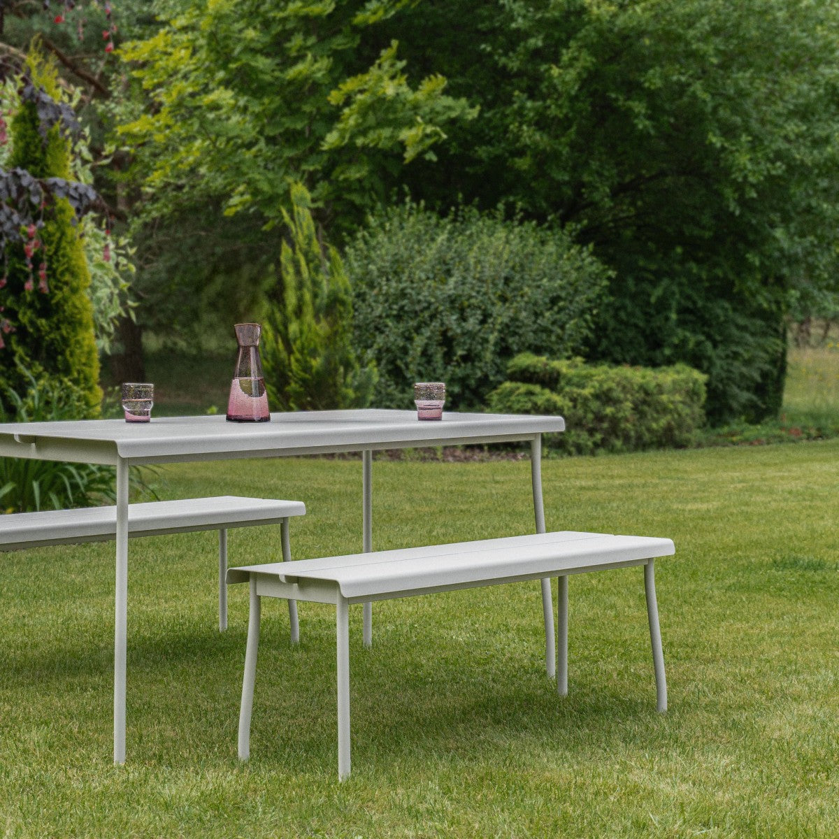Záhradný stôl FLANER pozinkovaná oceľ