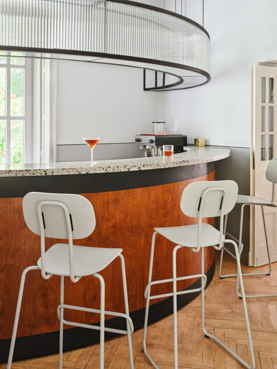 Hoker NEW SCHOOL beżowa podstawa – .mdd