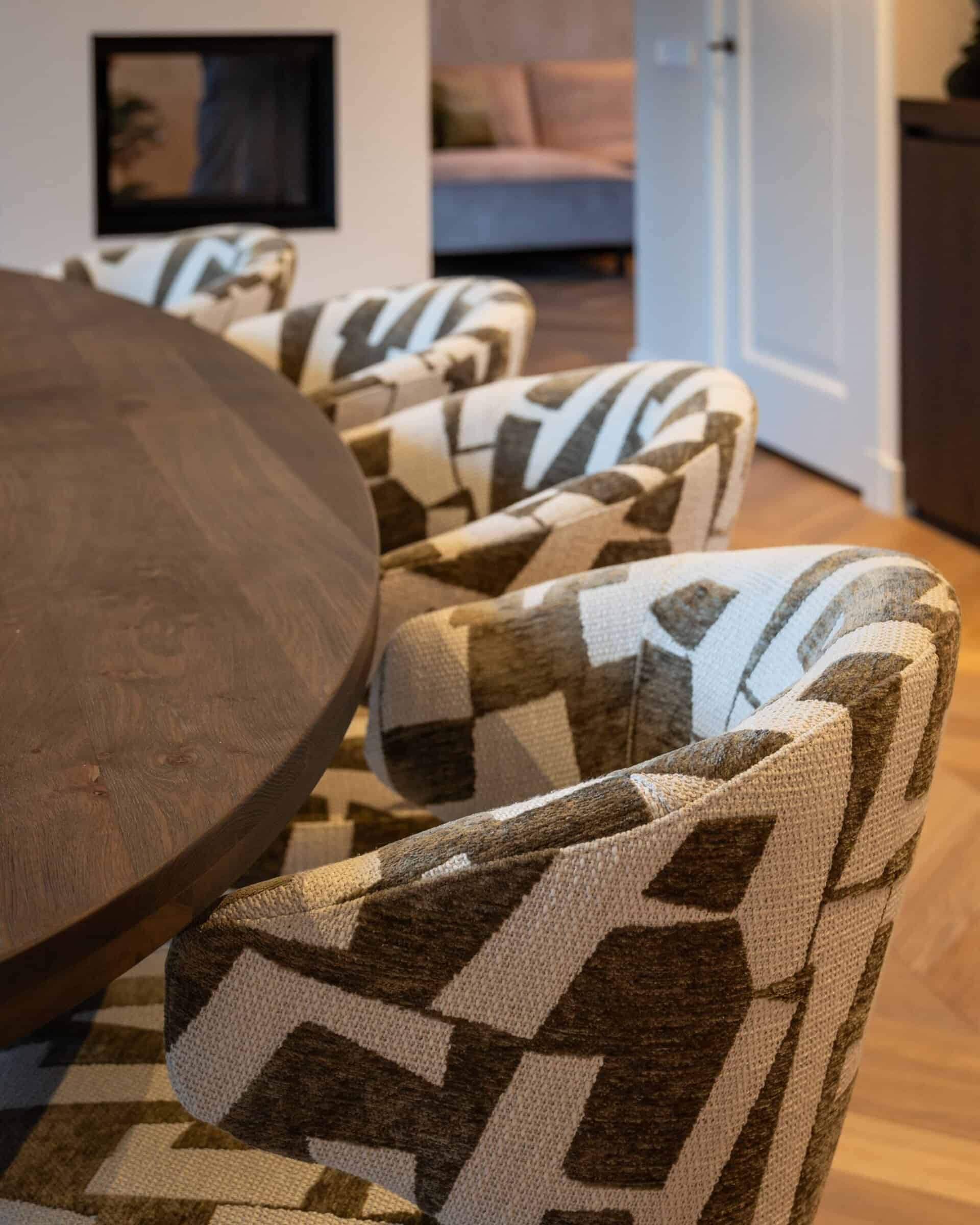 MILLY Swivel Chair in Beige with Brown and Black Base