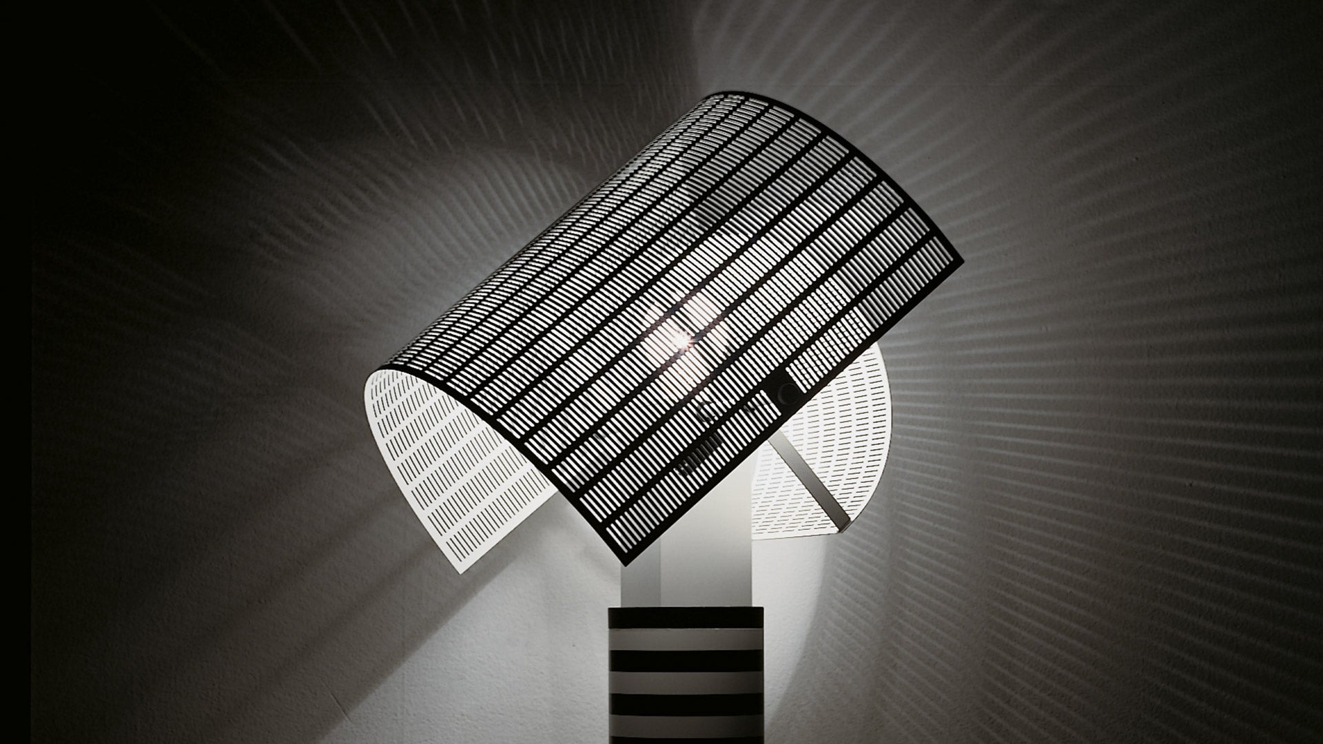 SHOGUN White Table Lamp with Black
