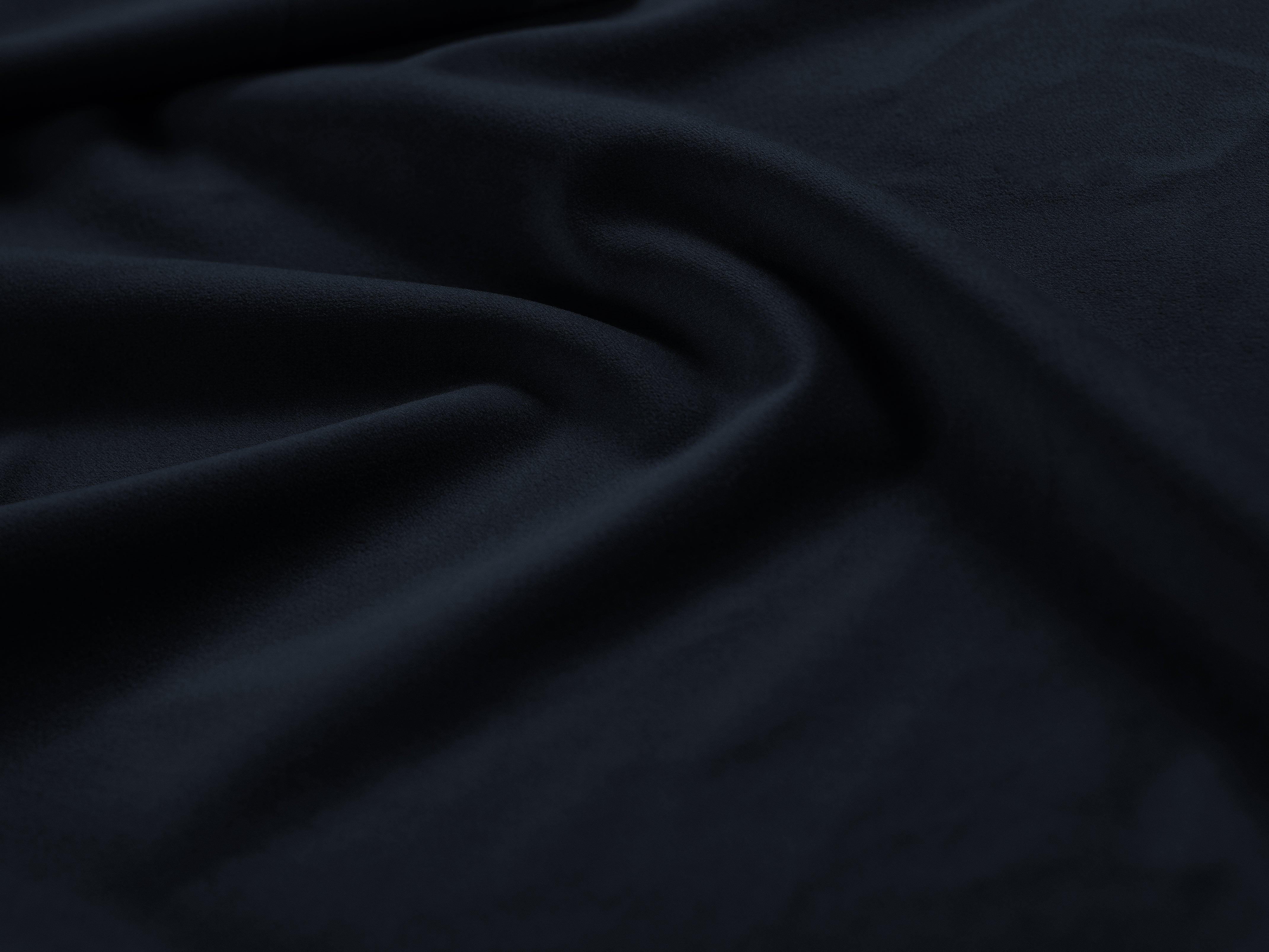 Sofa aksamitna panoramiczna prawostronna 7-osobowa BALI ciemnoniebieski z czarną podstawą Cosmopolitan Design Eye on Design