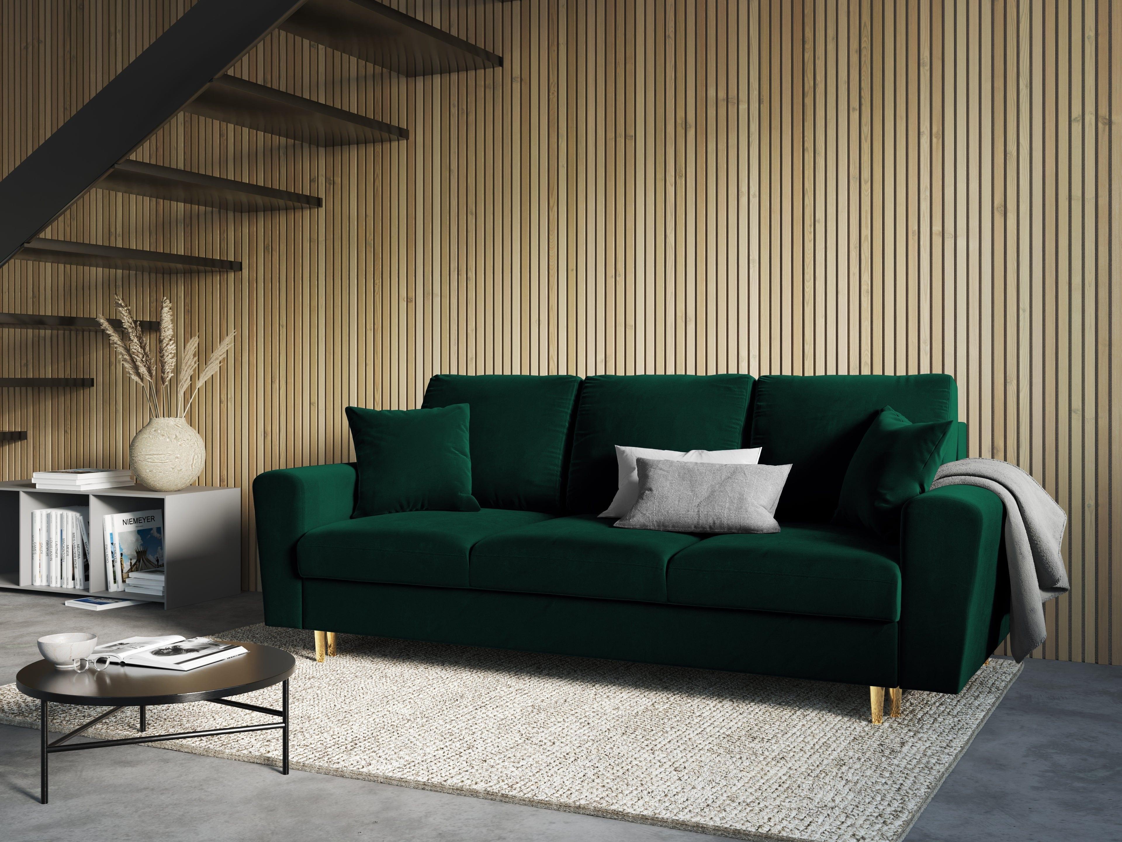 Sofa z funkcją spania KYOTO butelkowa zieleń ze złotą podstawą Cosmopolitan Design Eye on Design