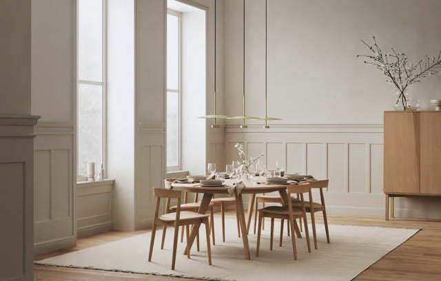 Stôl SOFT MOOD s podstavou z bieleného dubového dreva