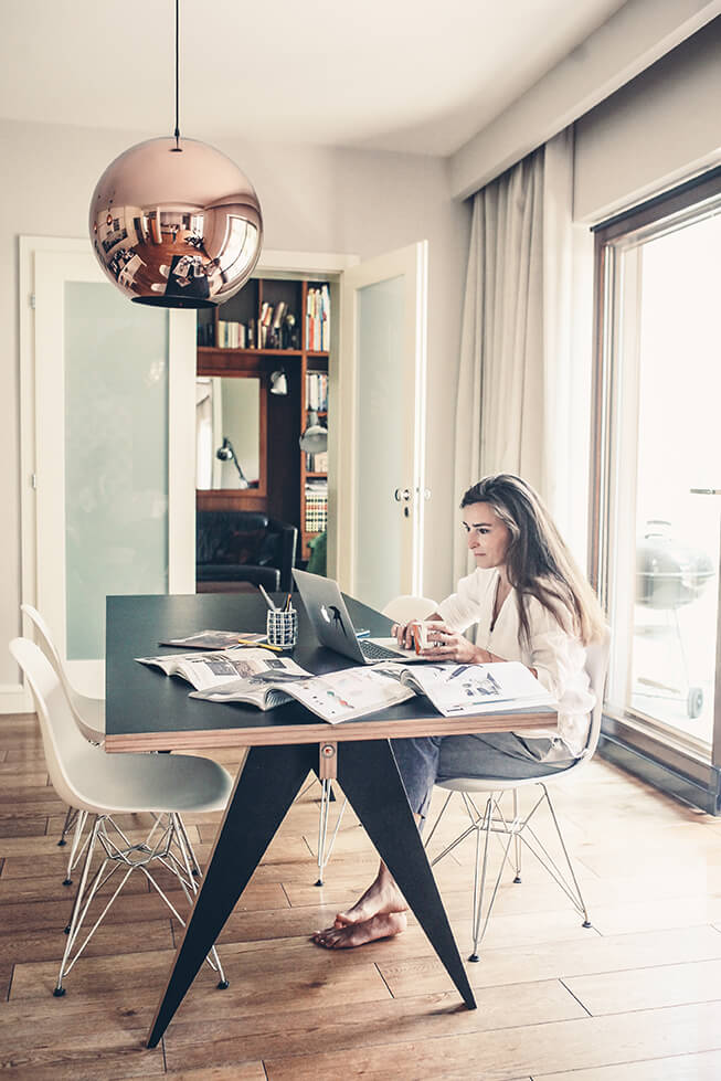 Stôl ST CALIPERS čierny