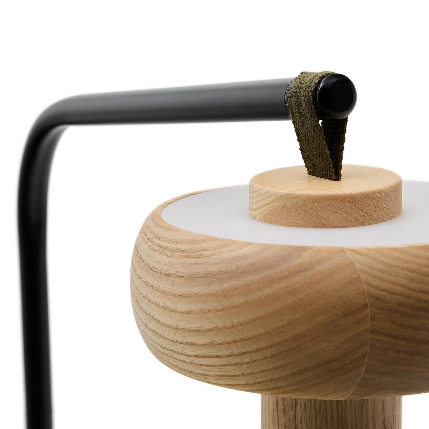 Stojak na lampy akumulatorowe NALI czarny La Forma Eye on Design