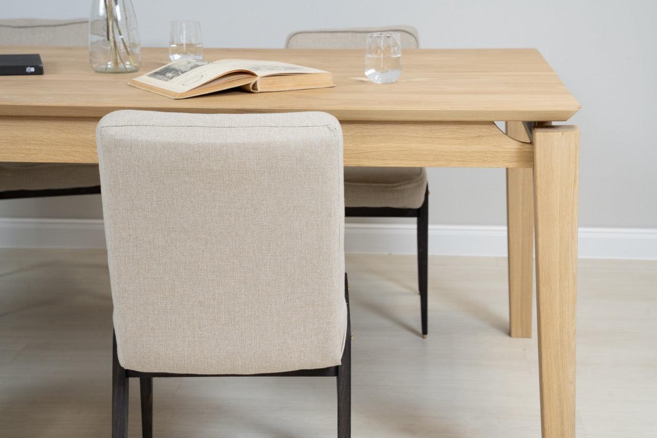 Stół CHAMFER lite drewno Selfia Eye on Design