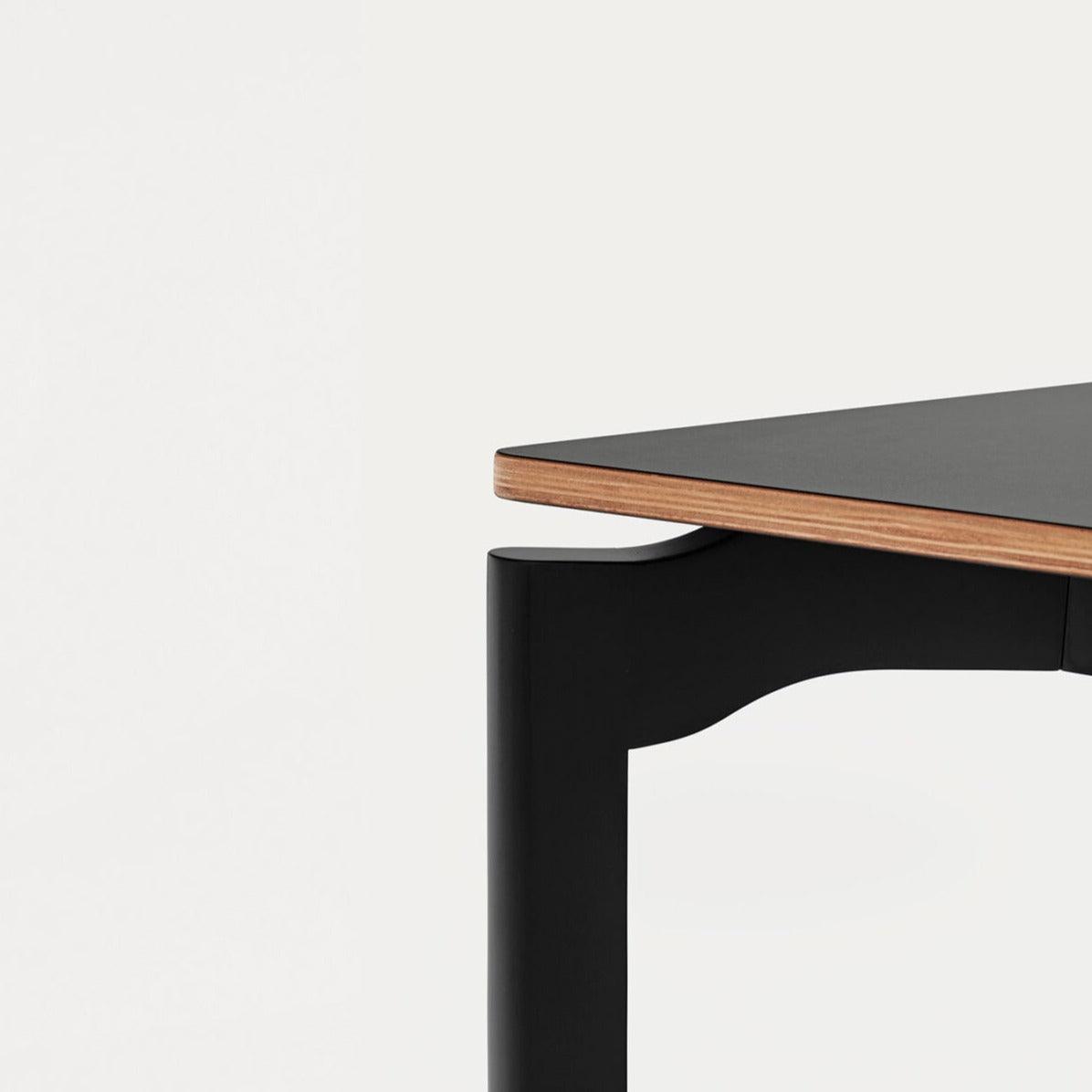 Stół NICOLA czarny Teulat Eye on Design