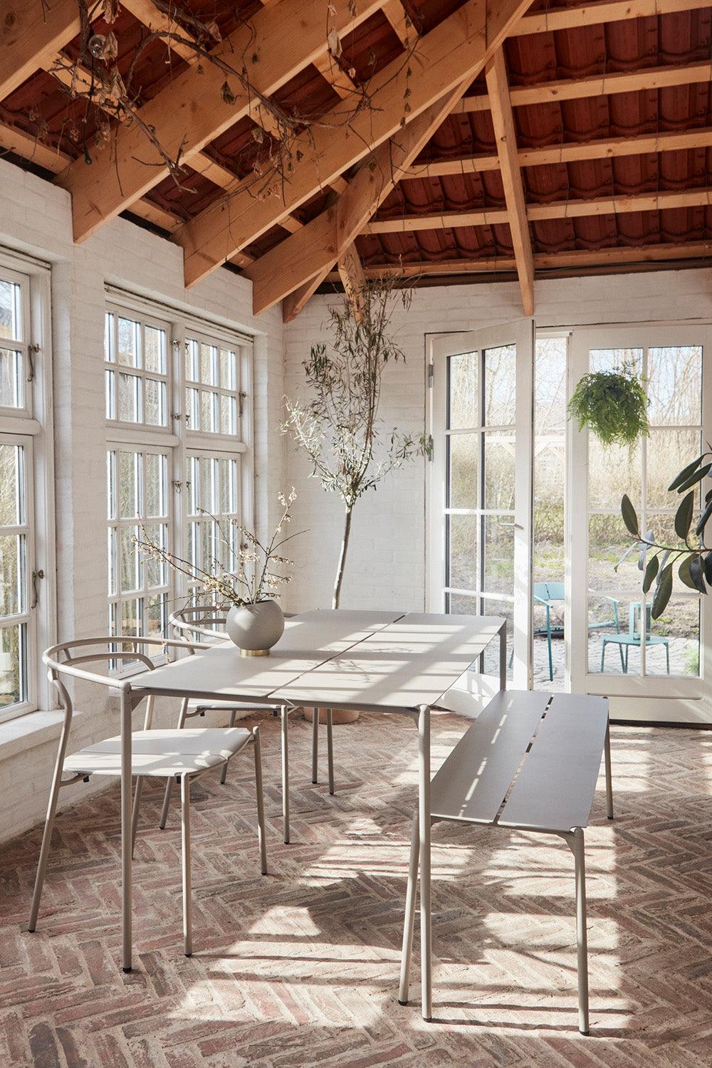 Stół NOVO beżowy AYTM Eye on Design