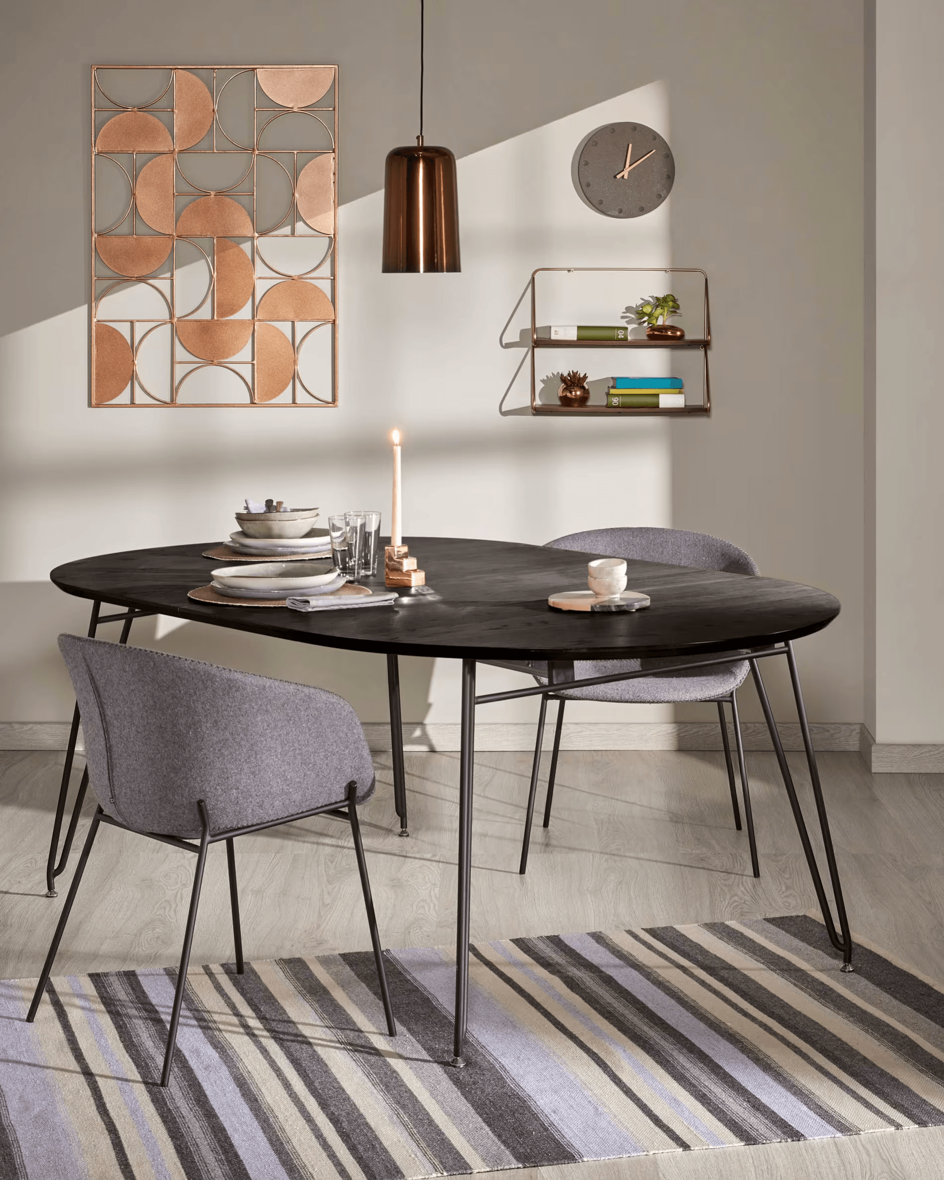 Stół rozkładany MILIAN fornir jesionowy La Forma Eye on Design