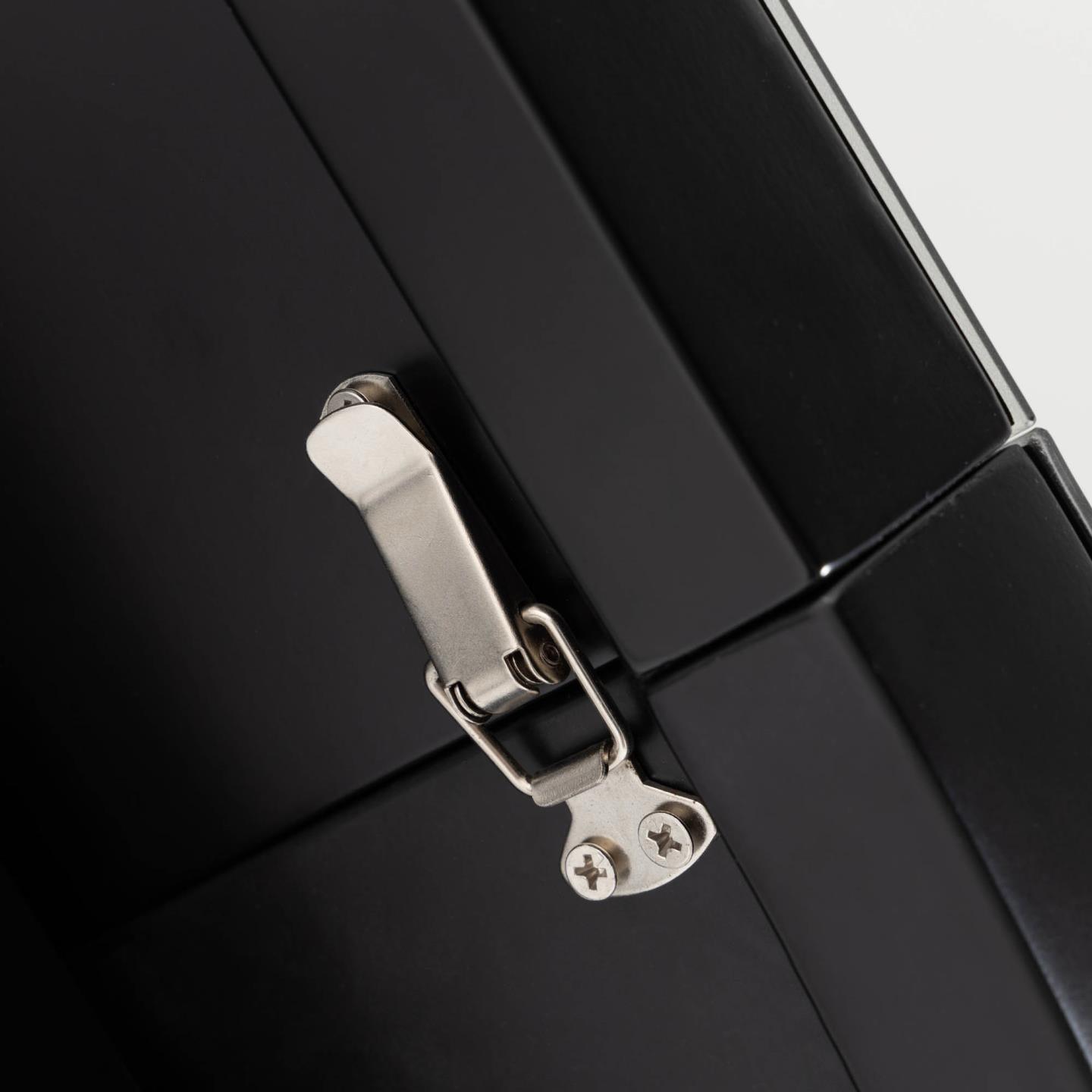 Stół rozkładany okrągły VASHTI szklany blat z czarną podstawą La Forma Eye on Design