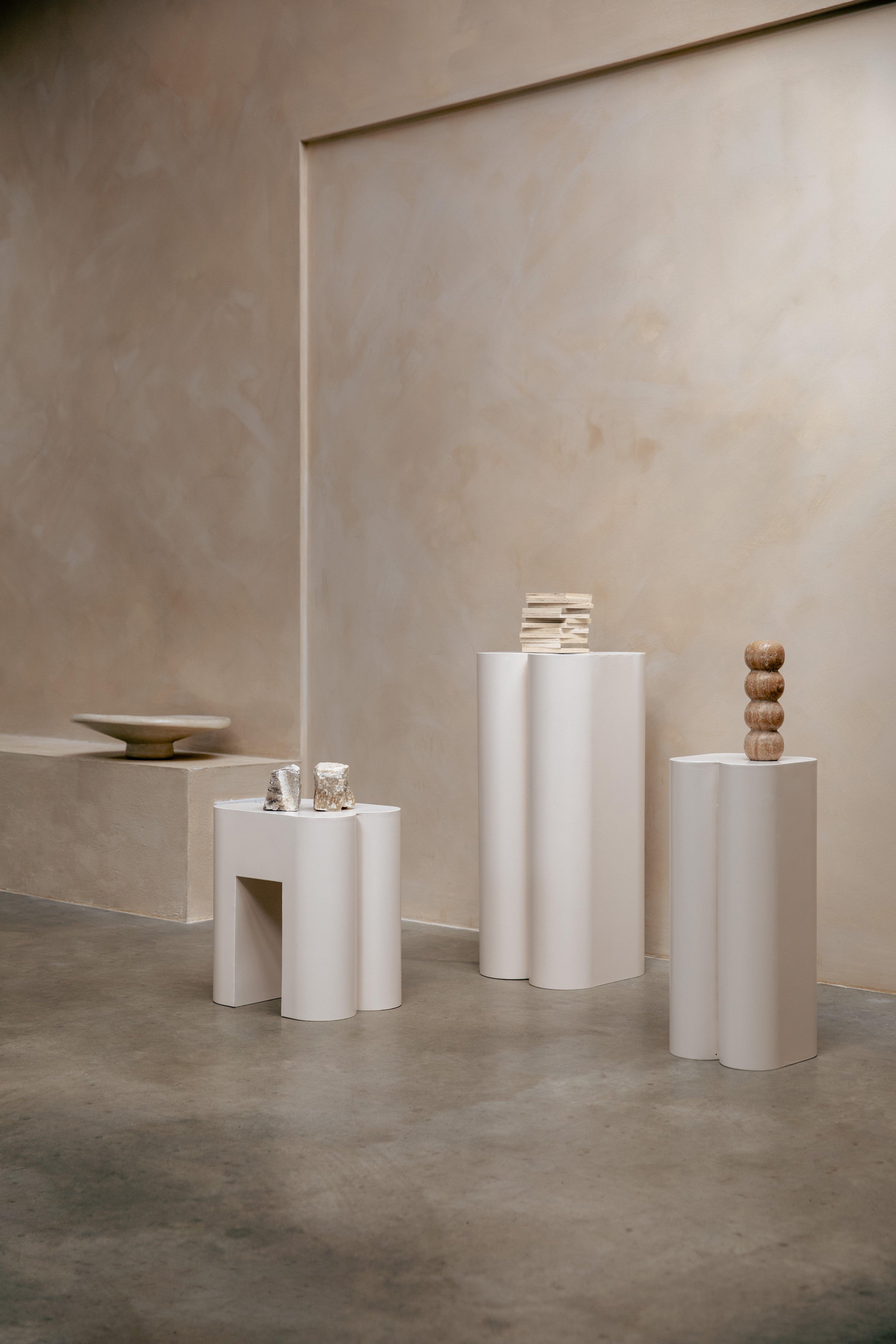 Stołek SHAPE beżowy Zuiver Eye on Design