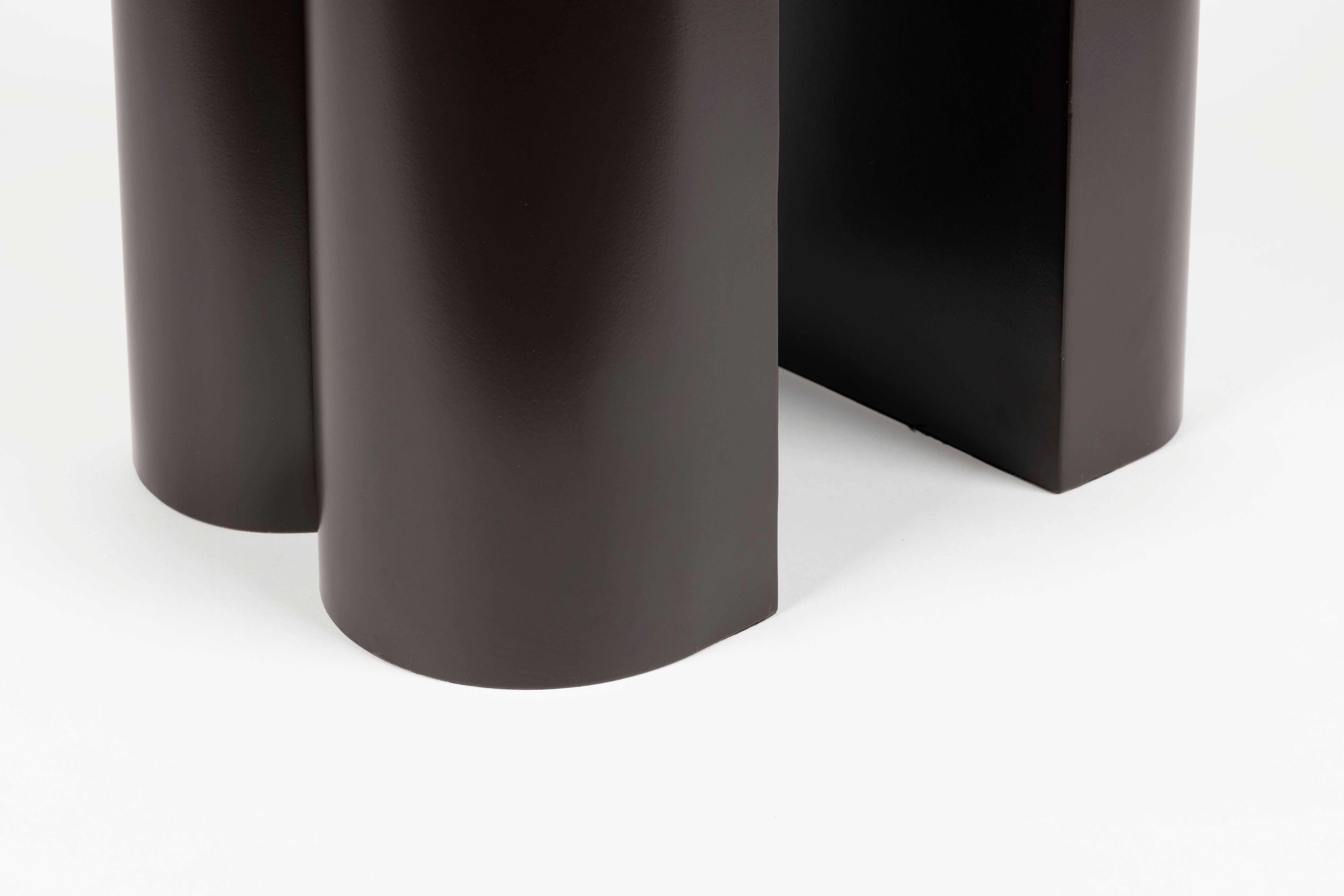 Stołek SHAPE ciemnobrązowy Zuiver Eye on Design