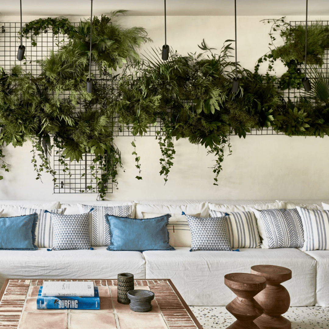 Stołek ZIG ZAG drewniany Pols Potten Eye on Design