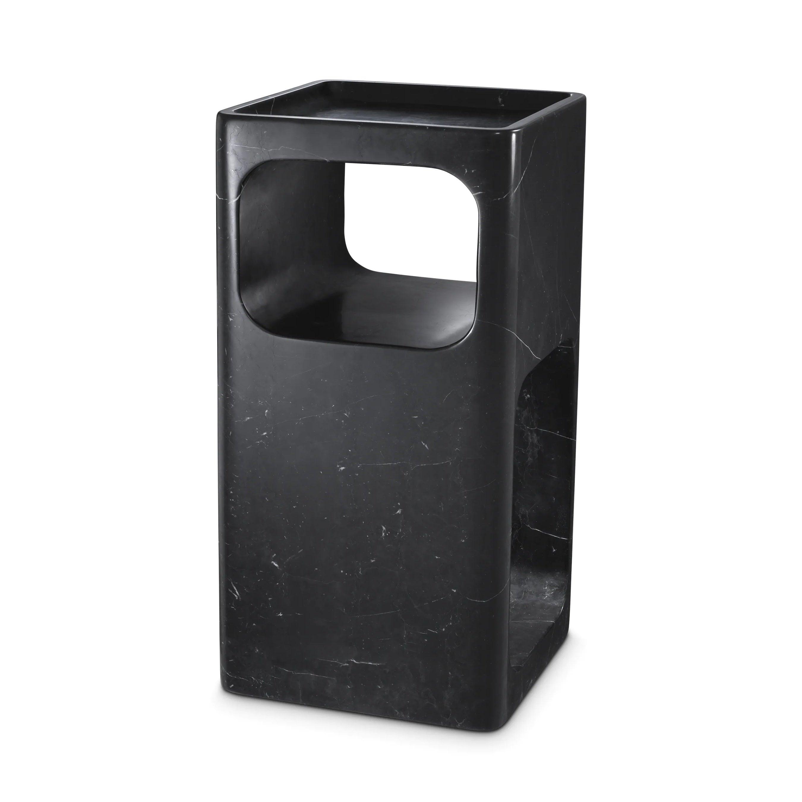 Stolik boczny ADLER czarny marmur Eichholtz Eye on Design