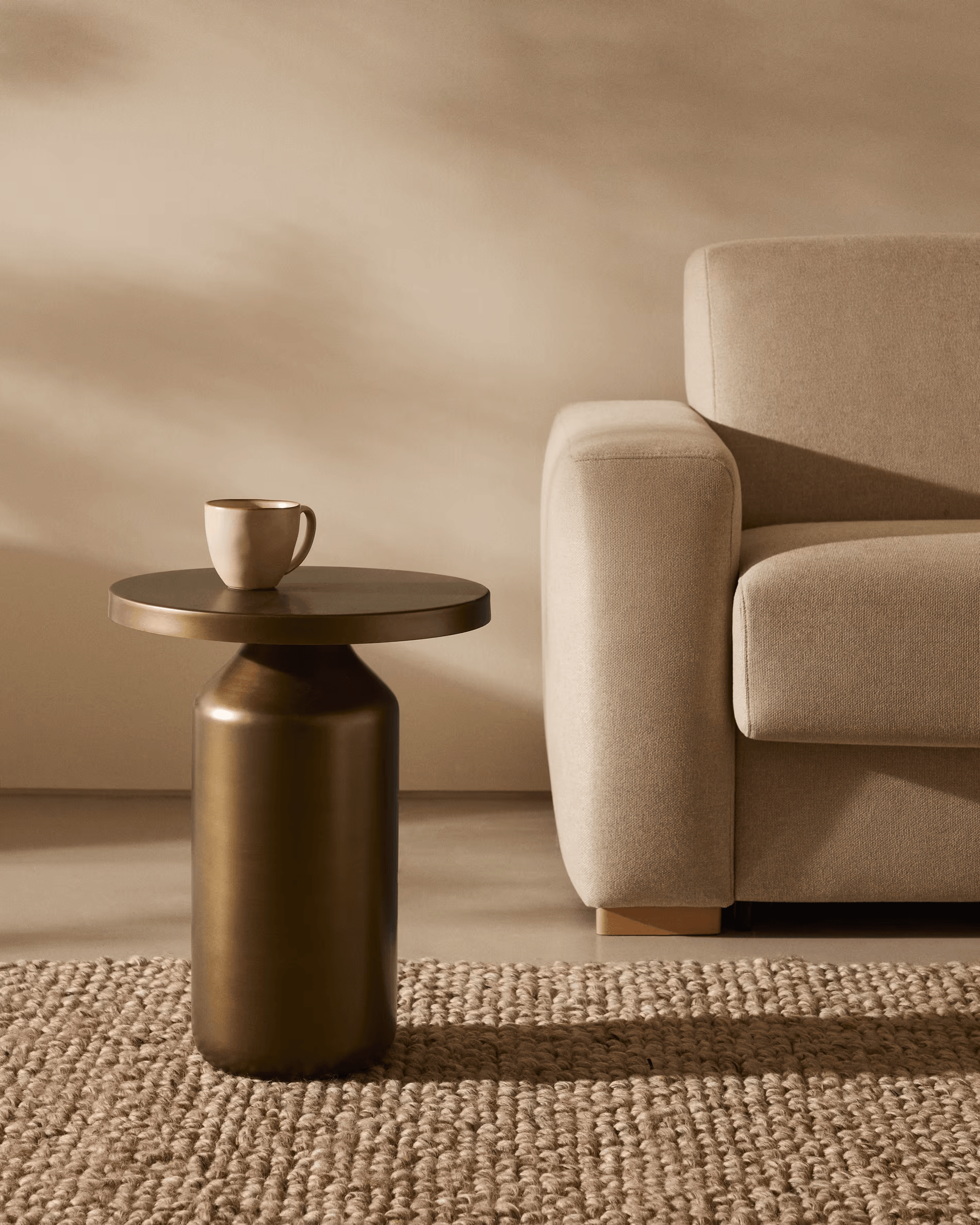 Stolik boczny MALYA miedziany La Forma Eye on Design