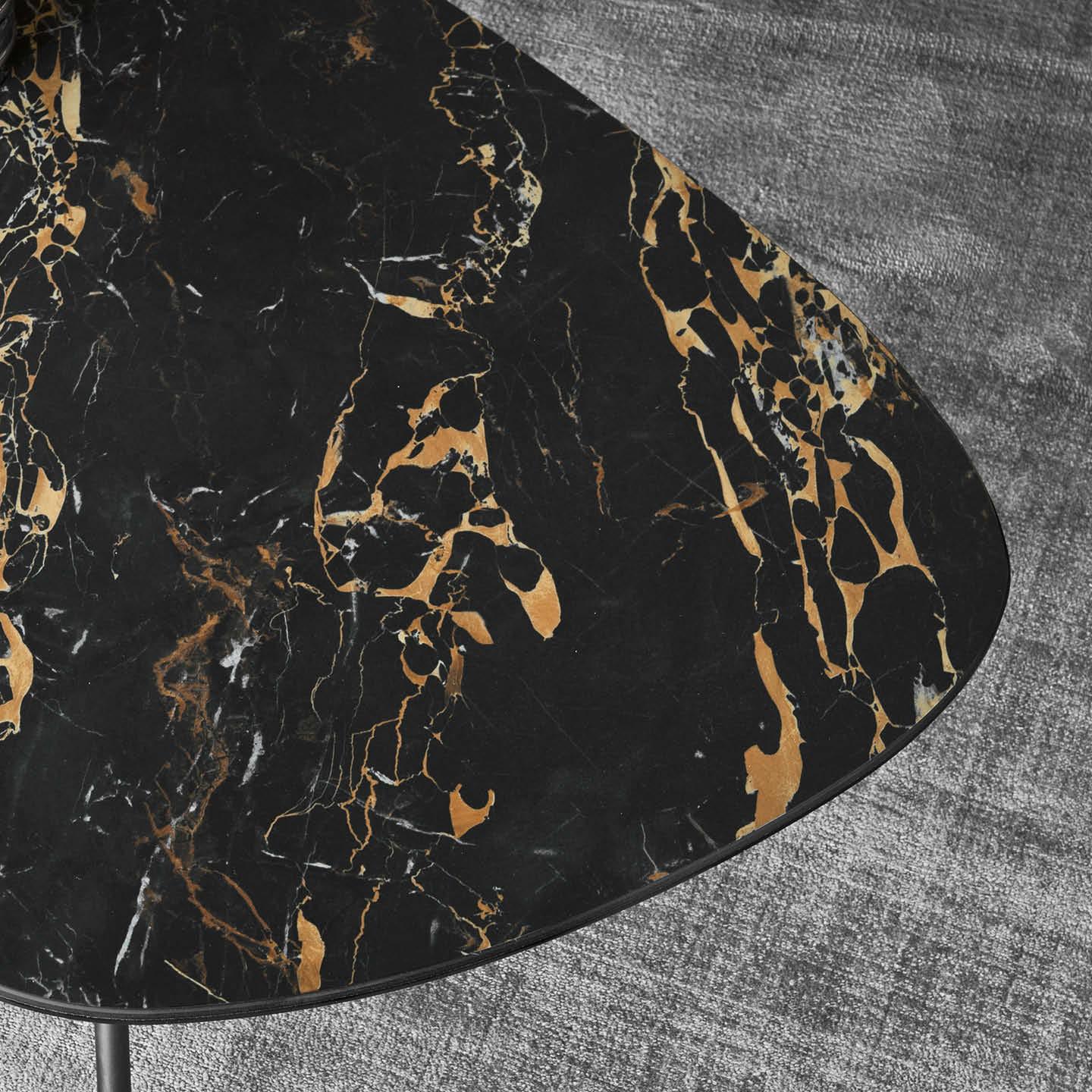 Stolik boczny MUSHROOM orzechowa podstawa Calligaris Eye on Design