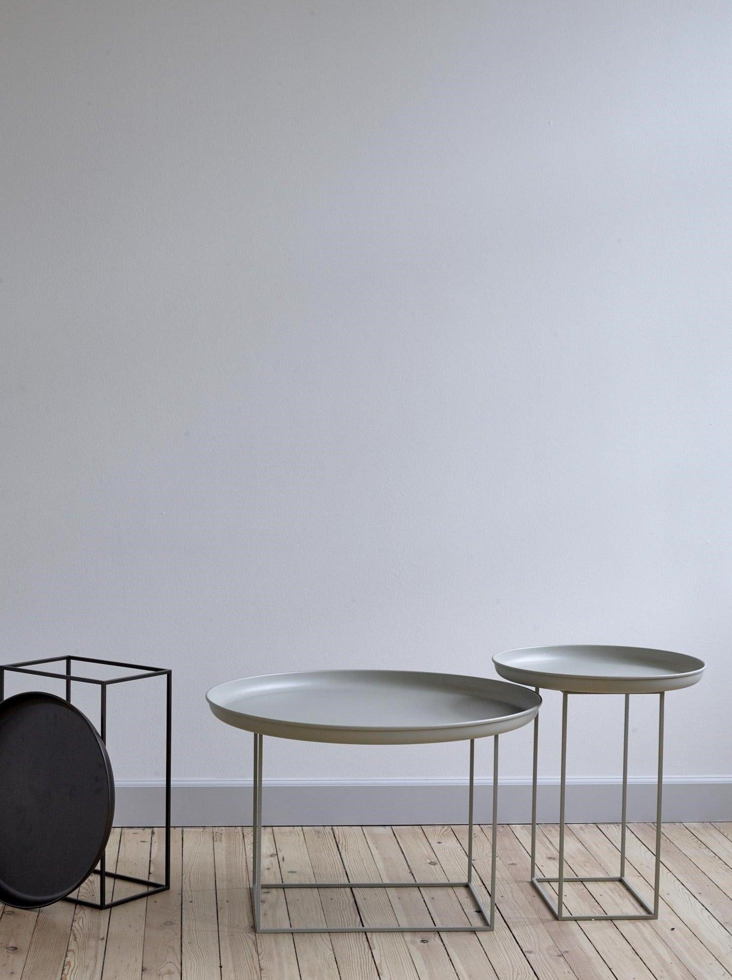 Stolik kawowy DUKE czarny lakierowany NORR11 Eye on Design