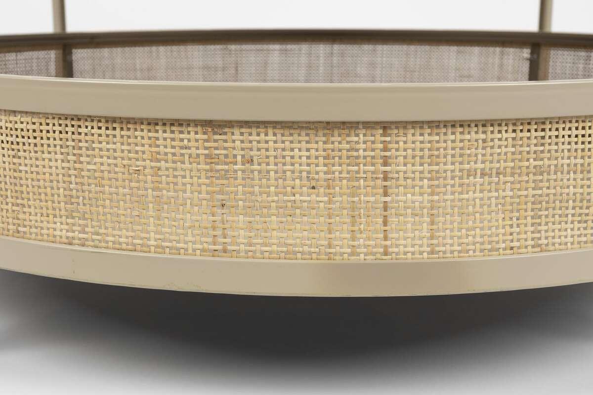 Stolik kawowy okrągły MAKOTO piaskowy z rattanem White Label Living Eye on Design
