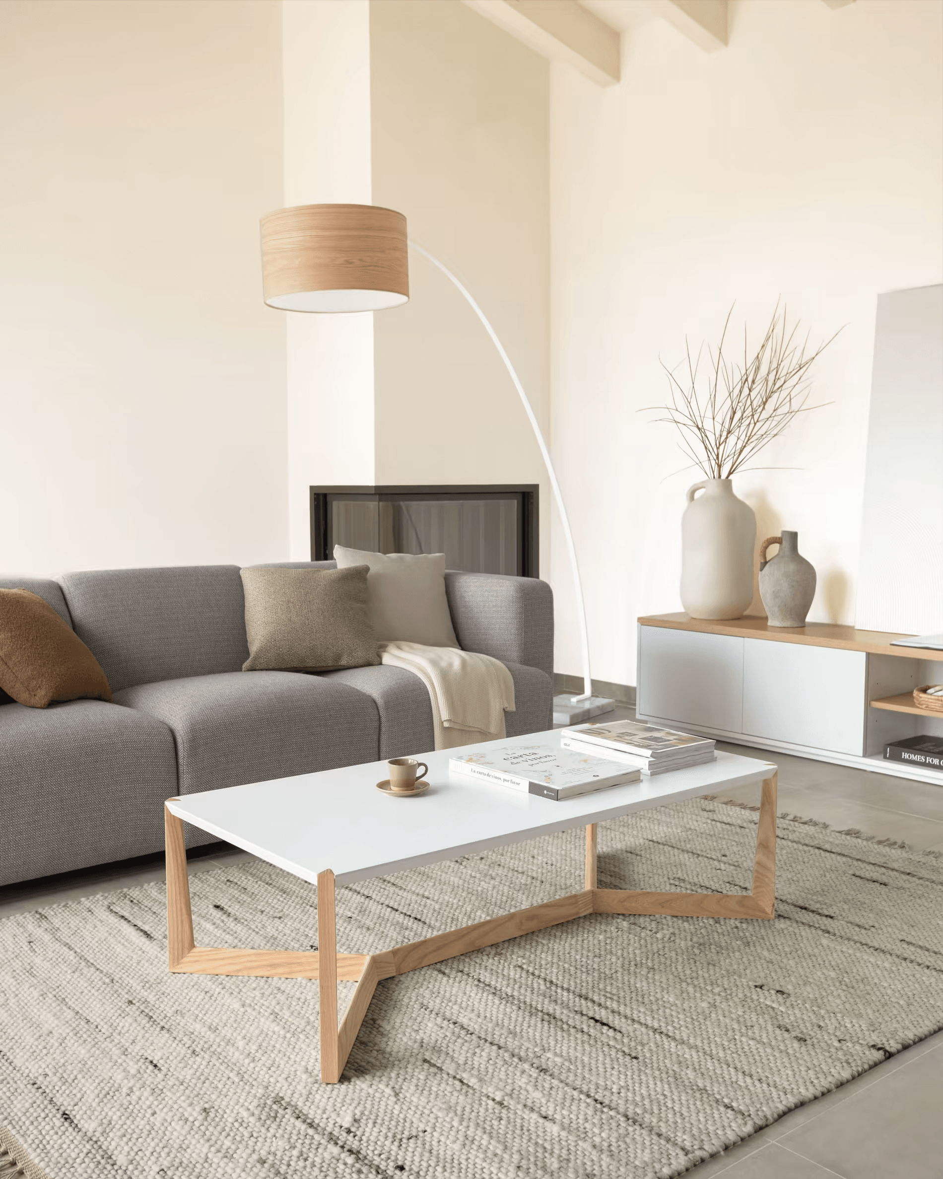 Stolik kawowy QUATRO drewno jesionowe La Forma Eye on Design