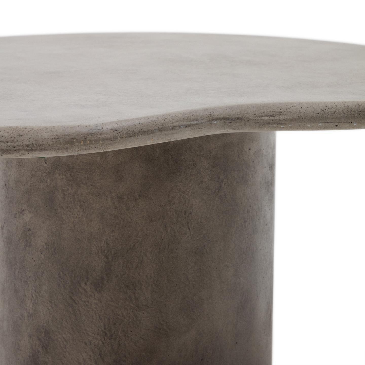 Stolik kawowy zewnętrzny MACARELLA szary cement La Forma Eye on Design