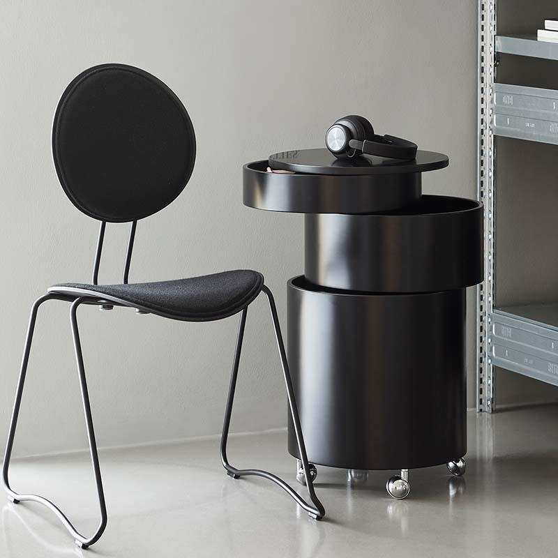 Stolik na kółkach BARBOY czarny Verpan Eye on Design