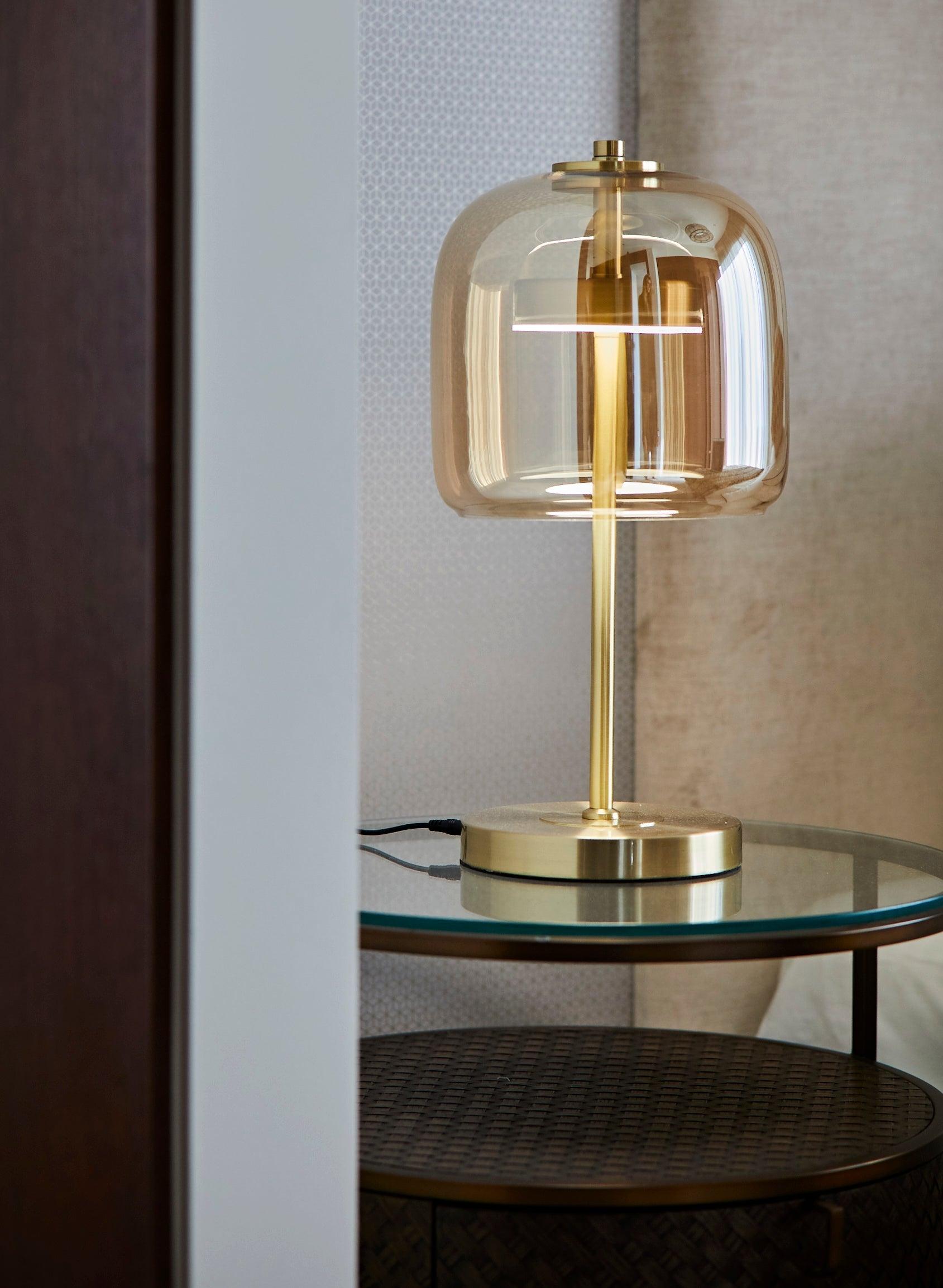 Stolik nocny NAPA VALLEY ciemnobrązowy fornir dębowy Eichholtz Eye on Design